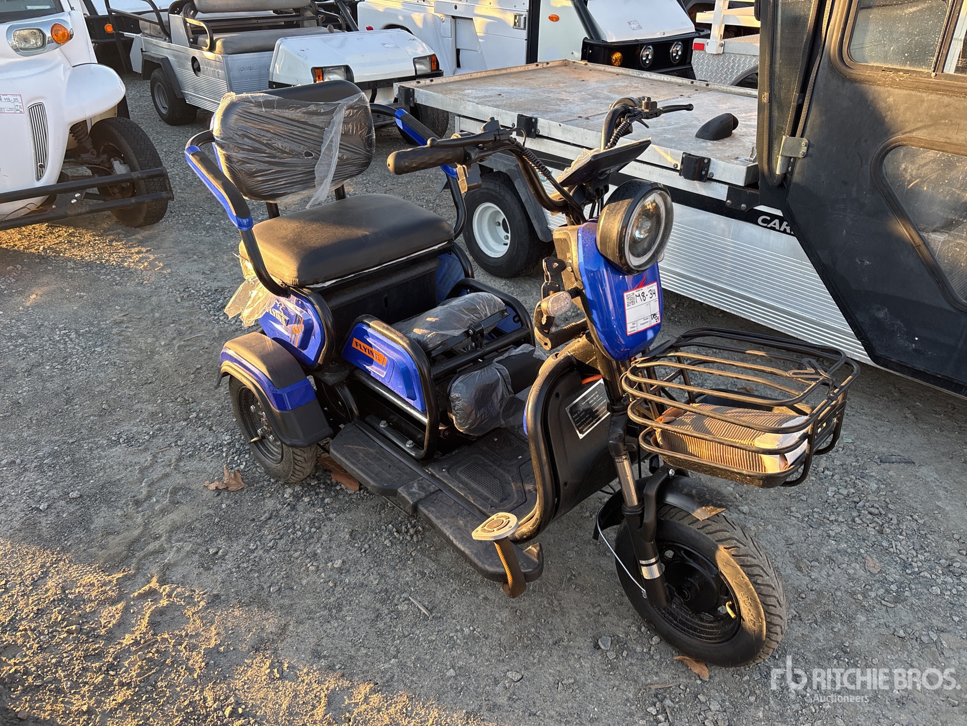 General Appearance with Picture, Right Front Corner