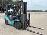 General Appearance - Lift Truck* with Imagen: esquina delantera derecha
