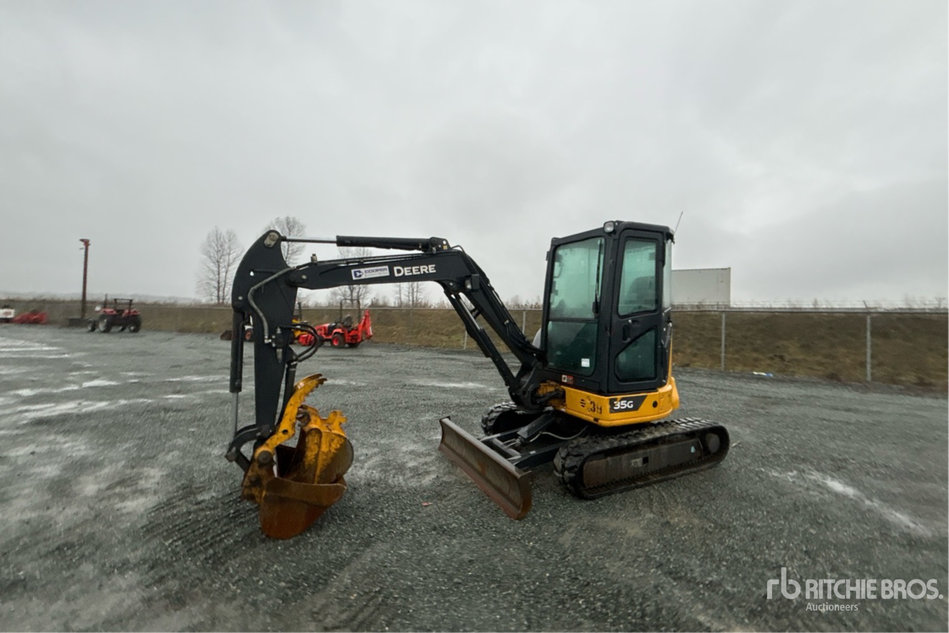 General Appearance with Picture, Left Front Corner