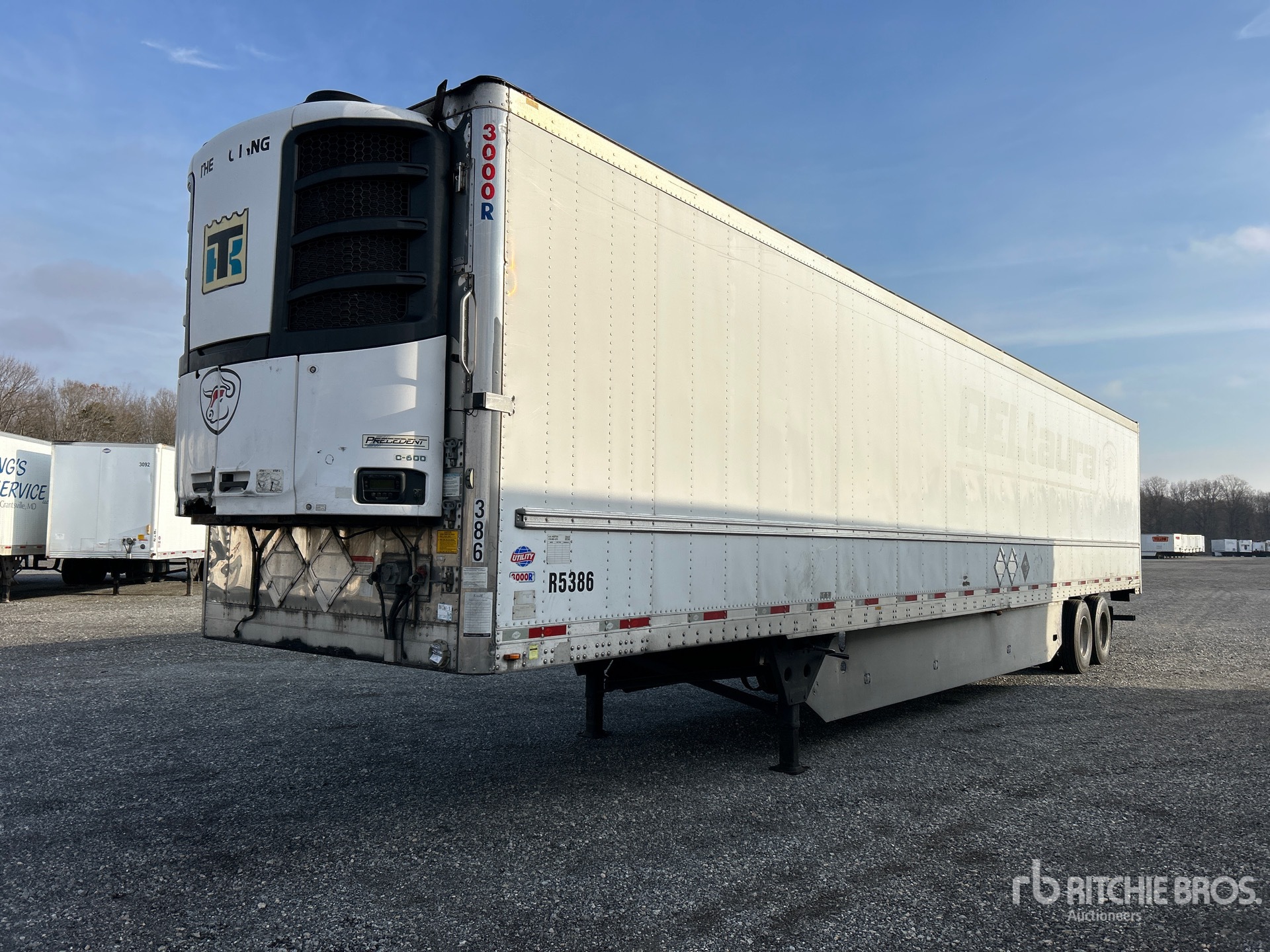 General Appearance with Bild, Ecke vorne links