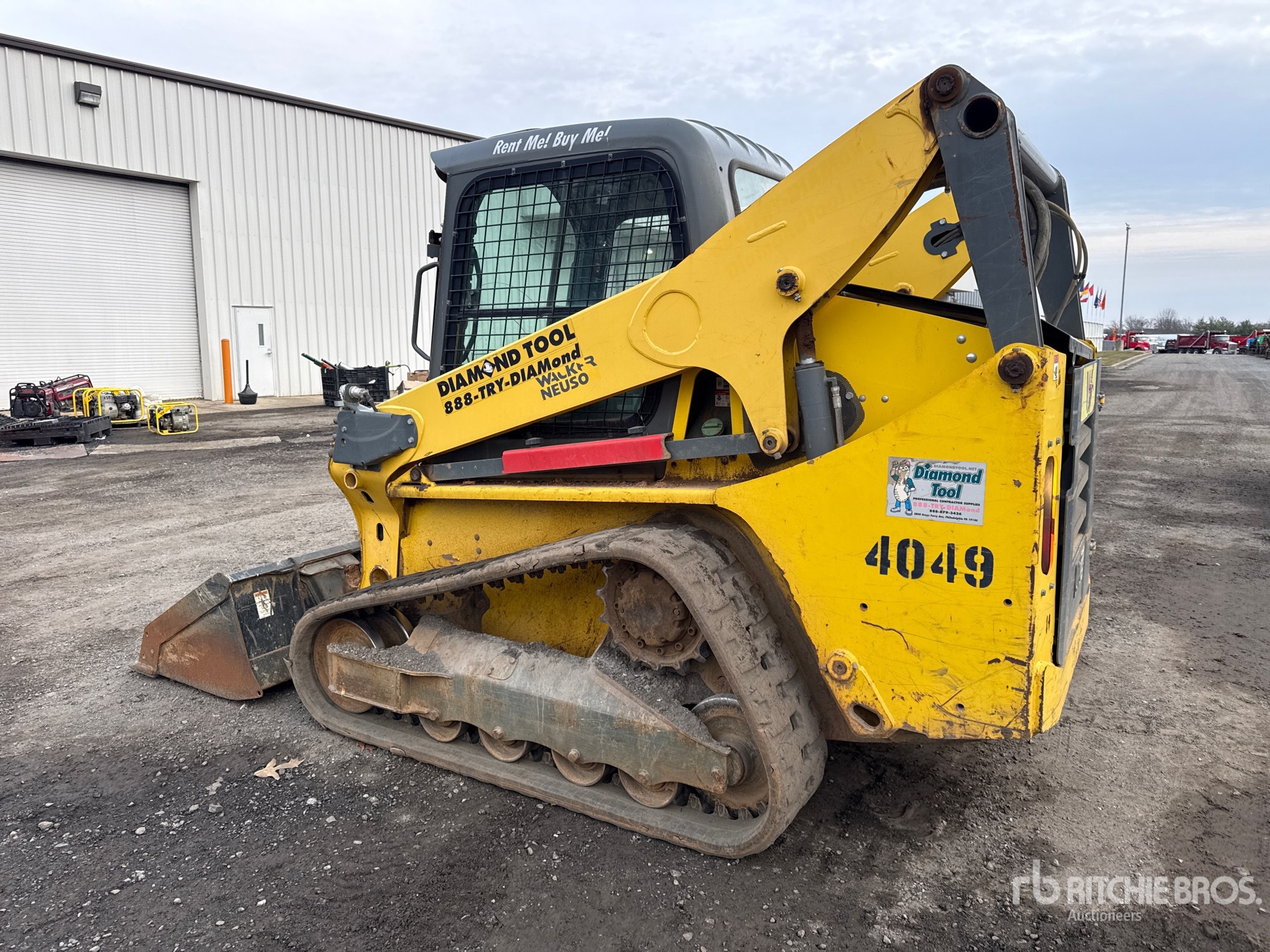 General Appearance with Picture, Left Rear Corner