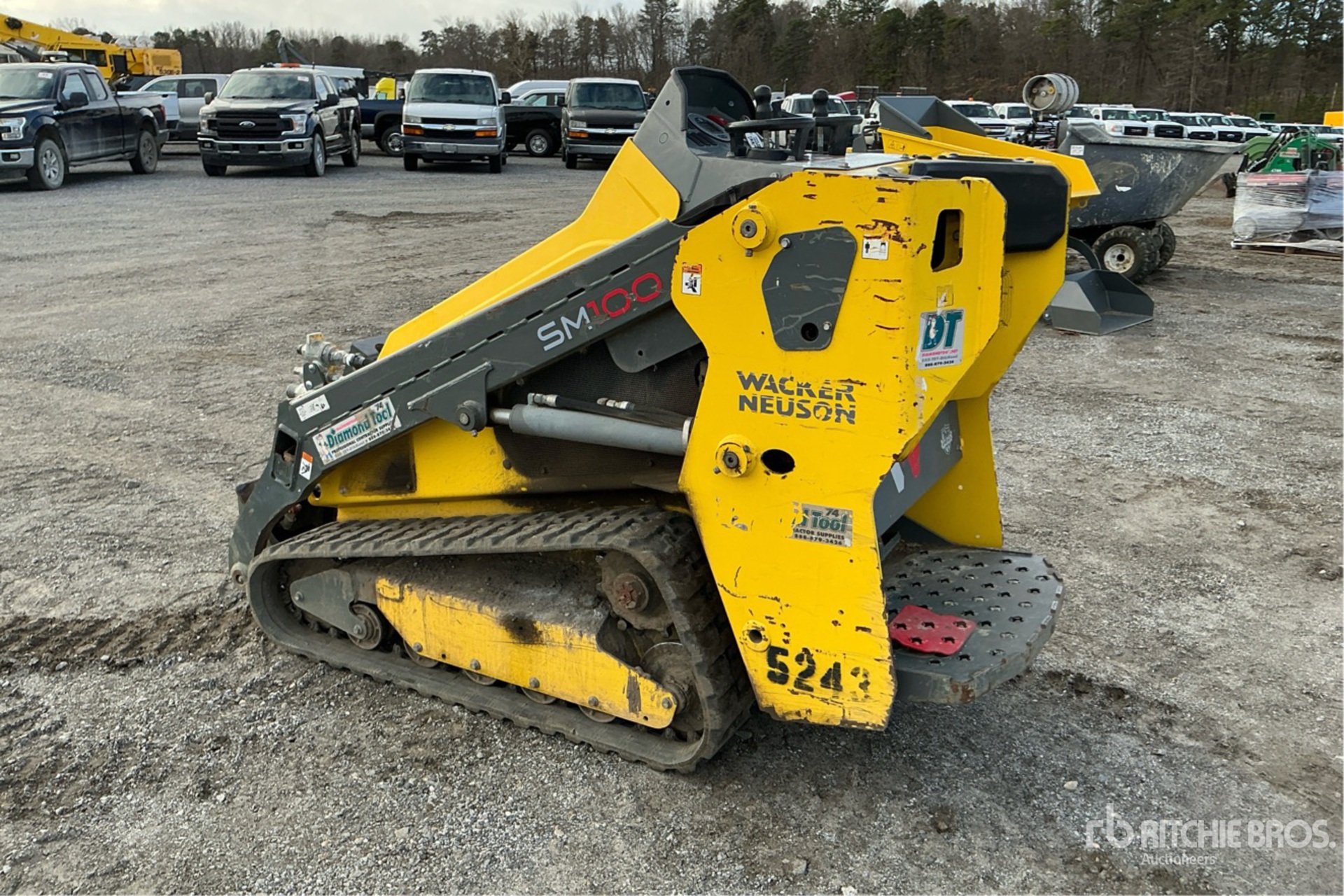 General Appearance with Picture, Left Rear Corner