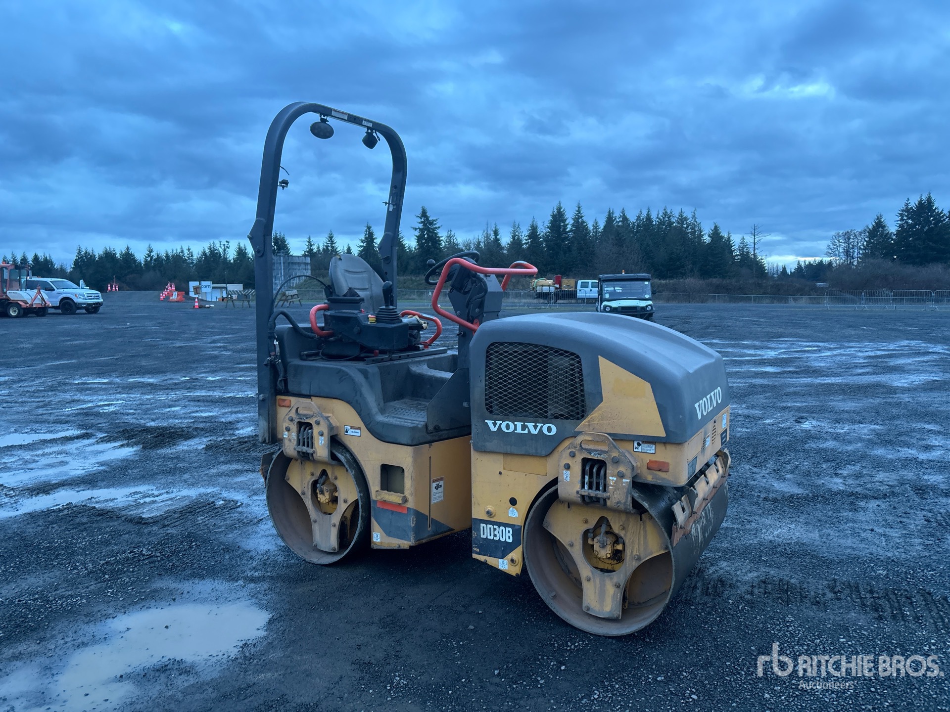 General Appearance with Picture, Right Front Corner