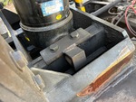 Underbody with Clavijas y bujes de los cilindros