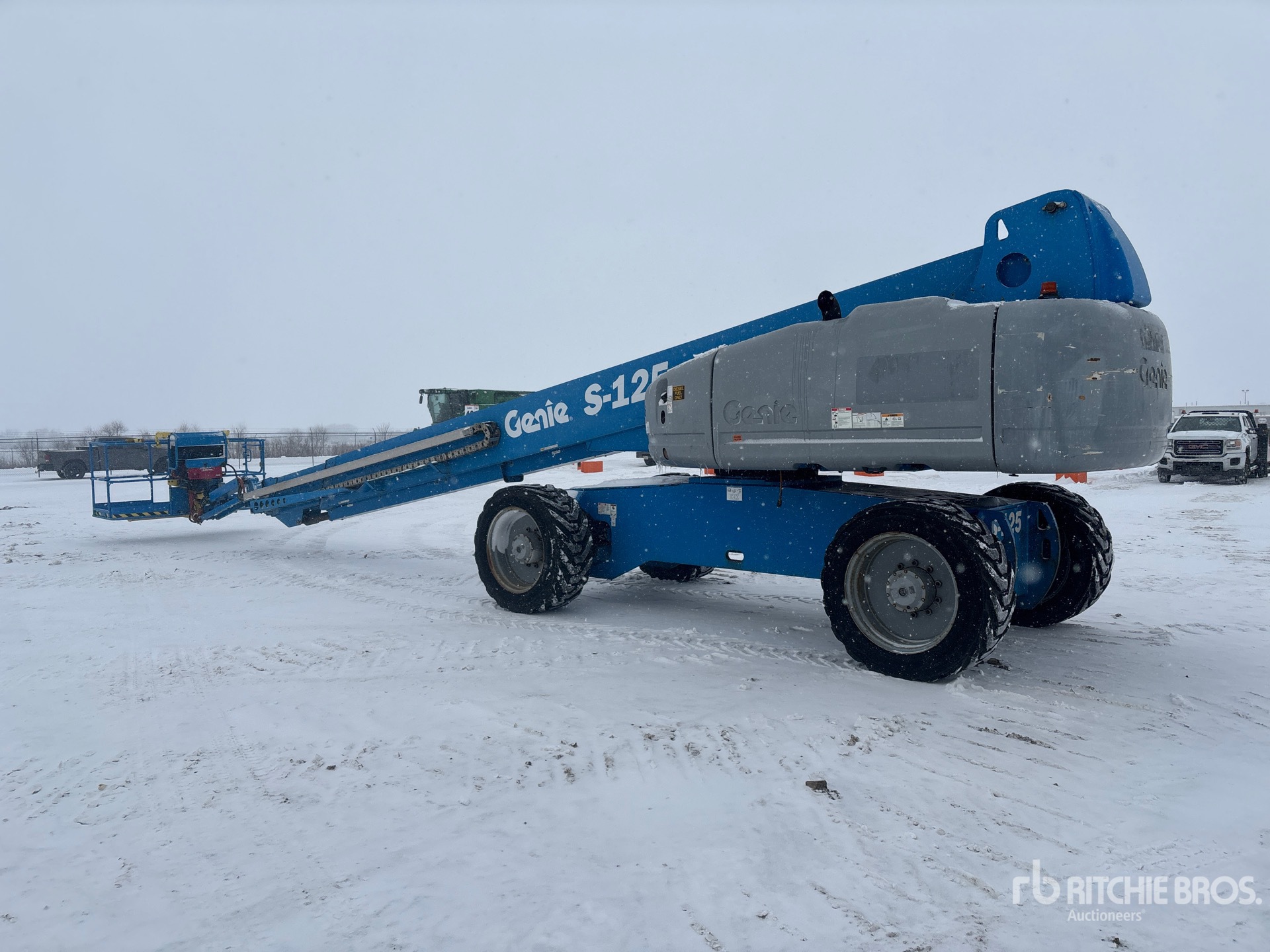 Aspect général with Image, coin arrière gauche