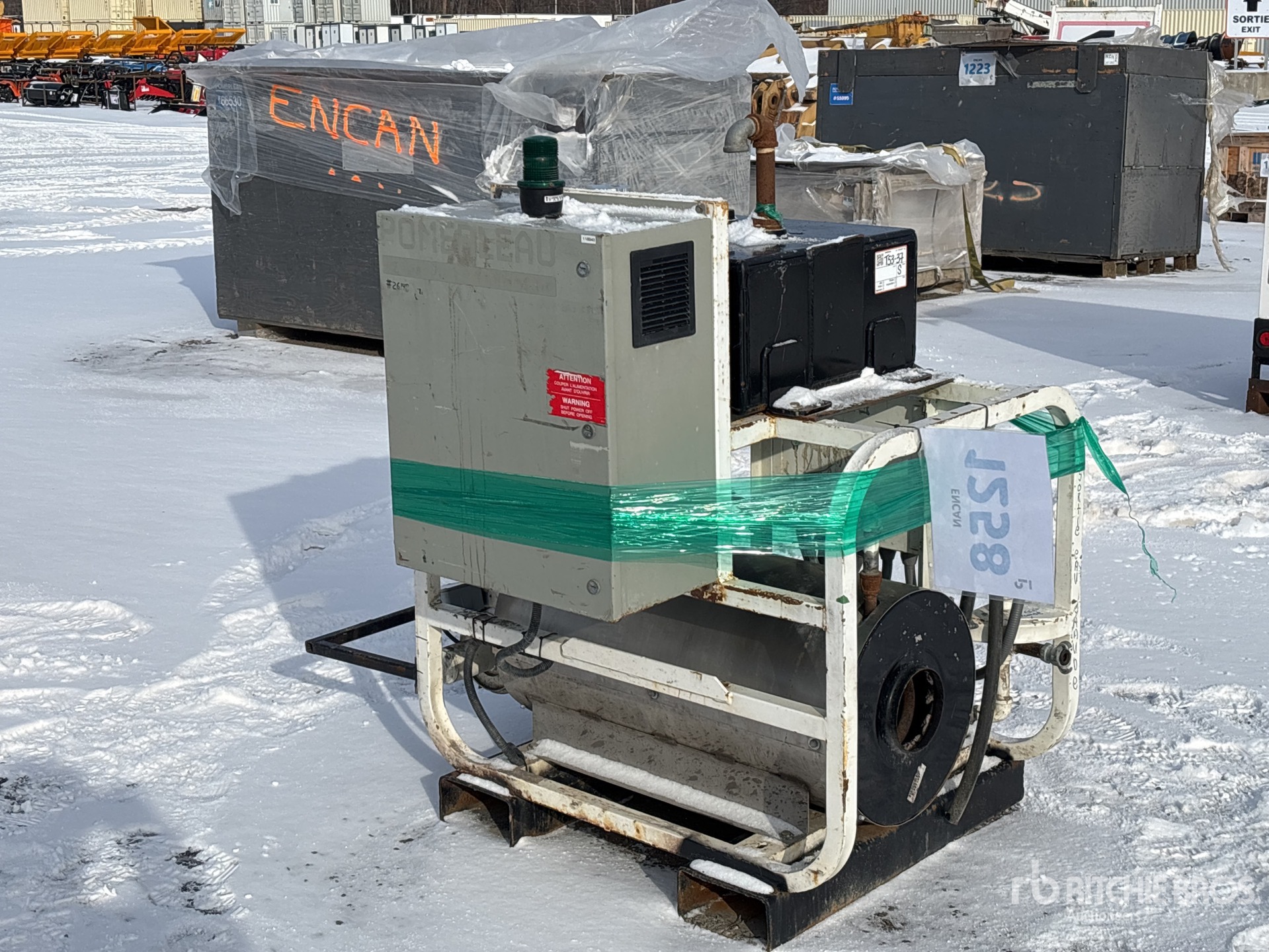 General Appearance with Picture, Right Rear Corner