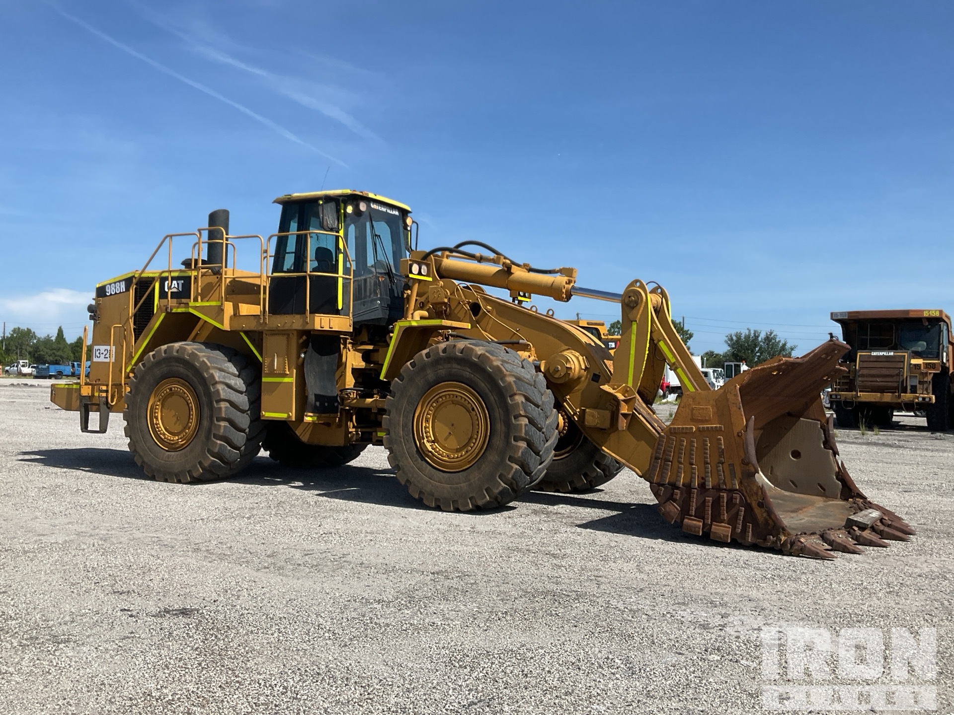 General Appearance with Imagen: esquina delantera derecha