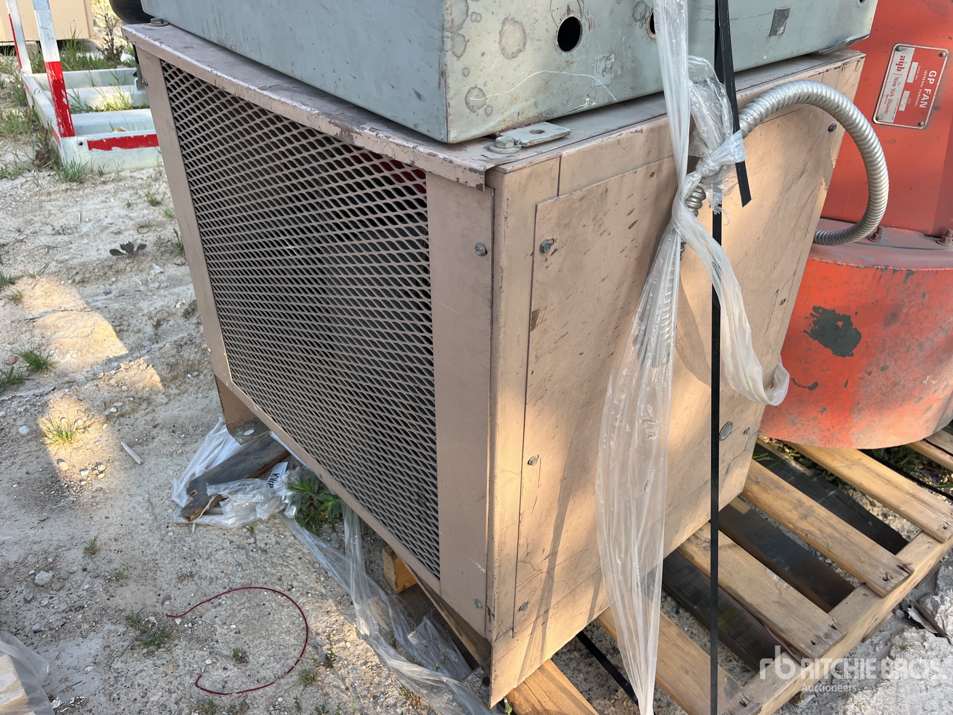 General Appearance with Zdjęcie, prawy dolny róg