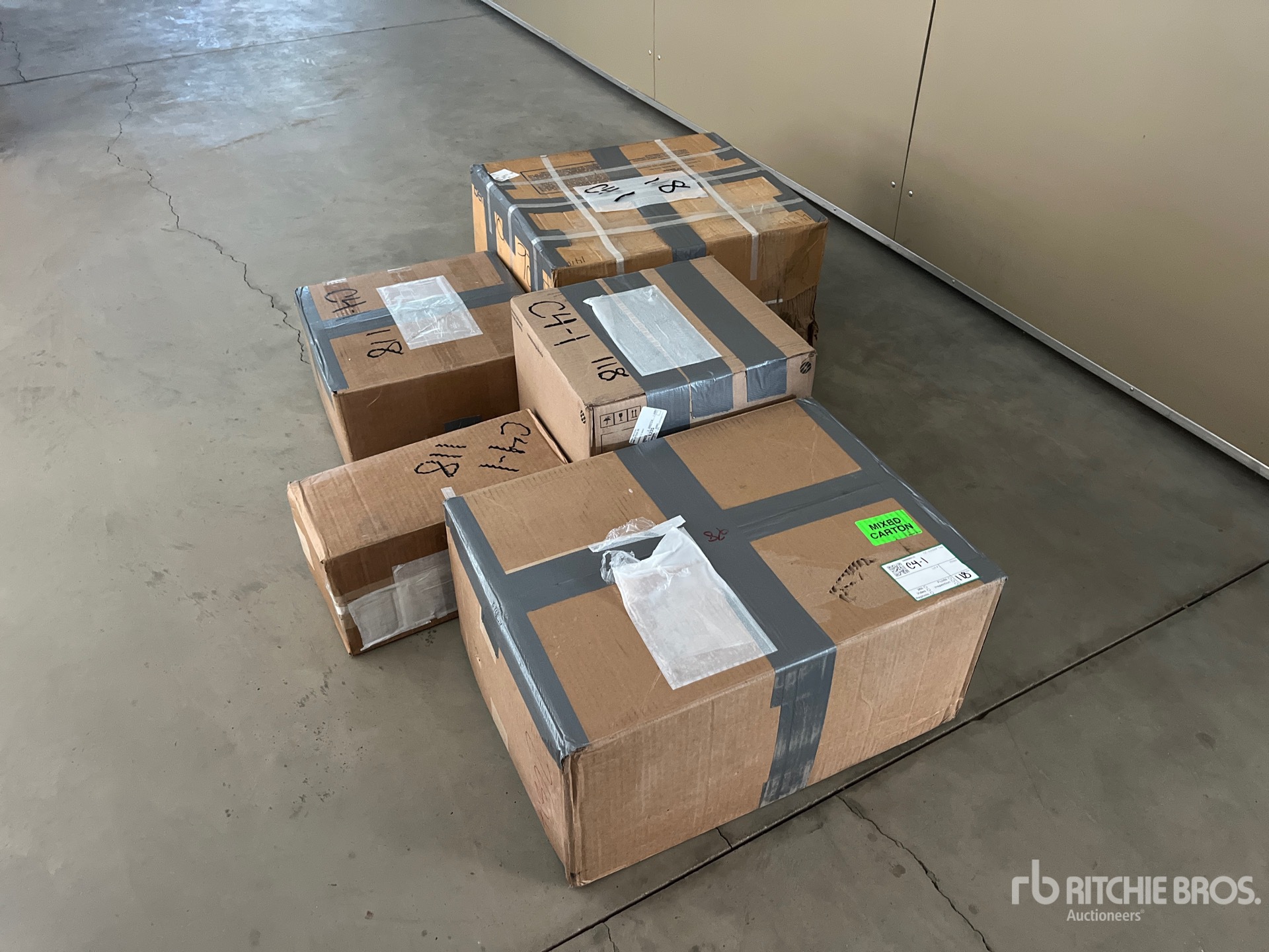 General Appearance with Picture, Right Front Corner