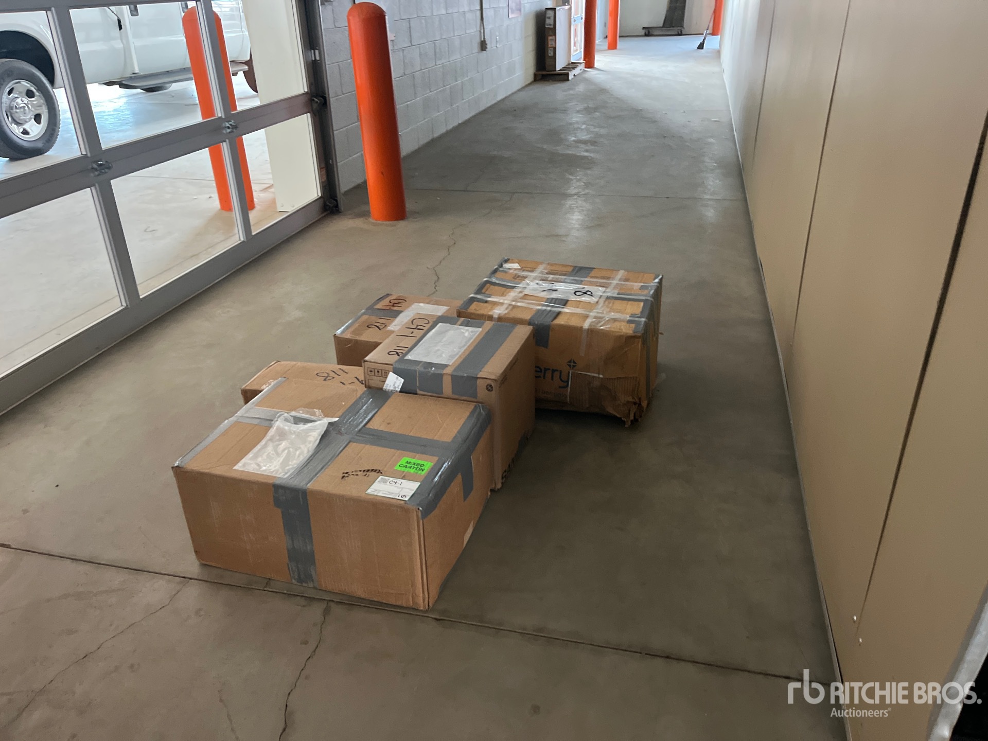 General Appearance with Picture, Left Front Corner