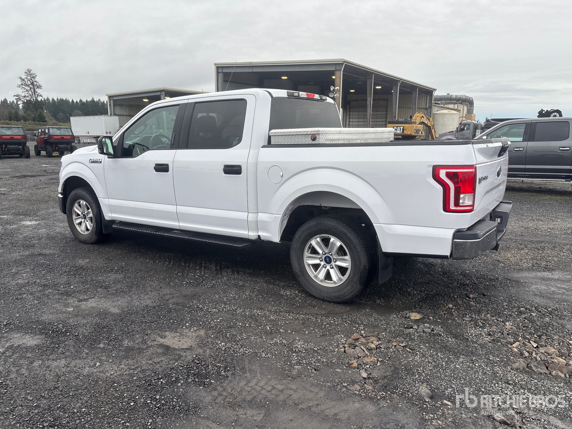 General Appearance with Imagen: esquina trasera izquierda