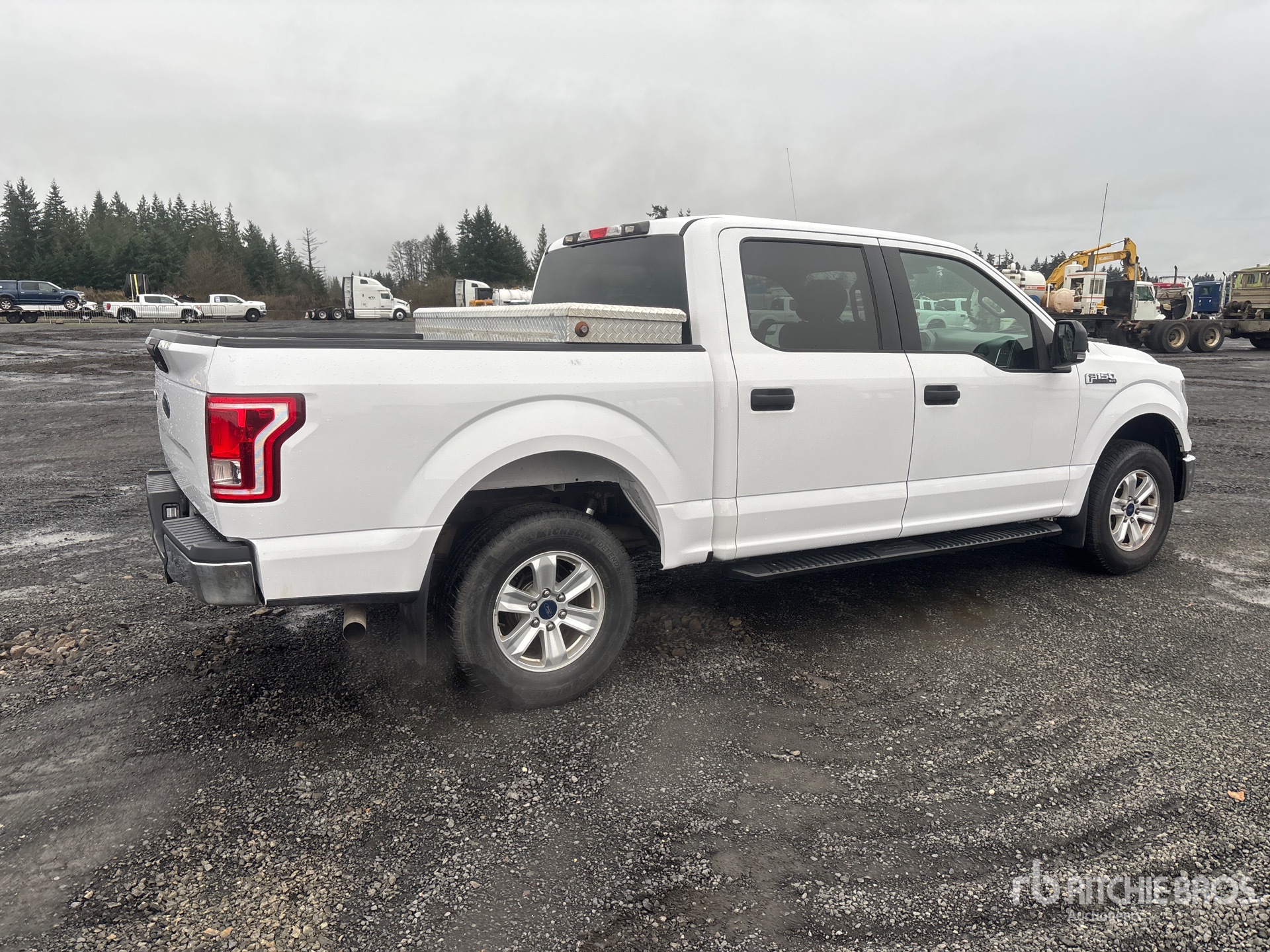 General Appearance with Imagen: esquina trasera derecha