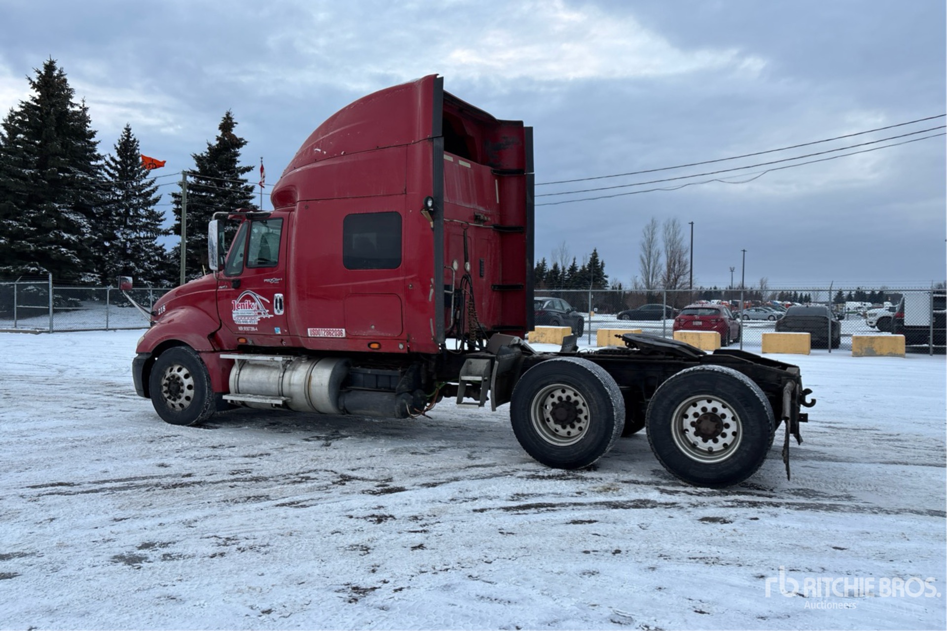 General Appearance with Picture, Left Rear Corner