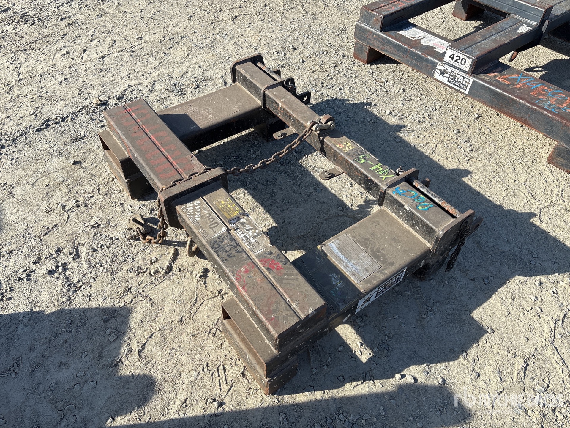 Aspect général with Image, coin avant droit