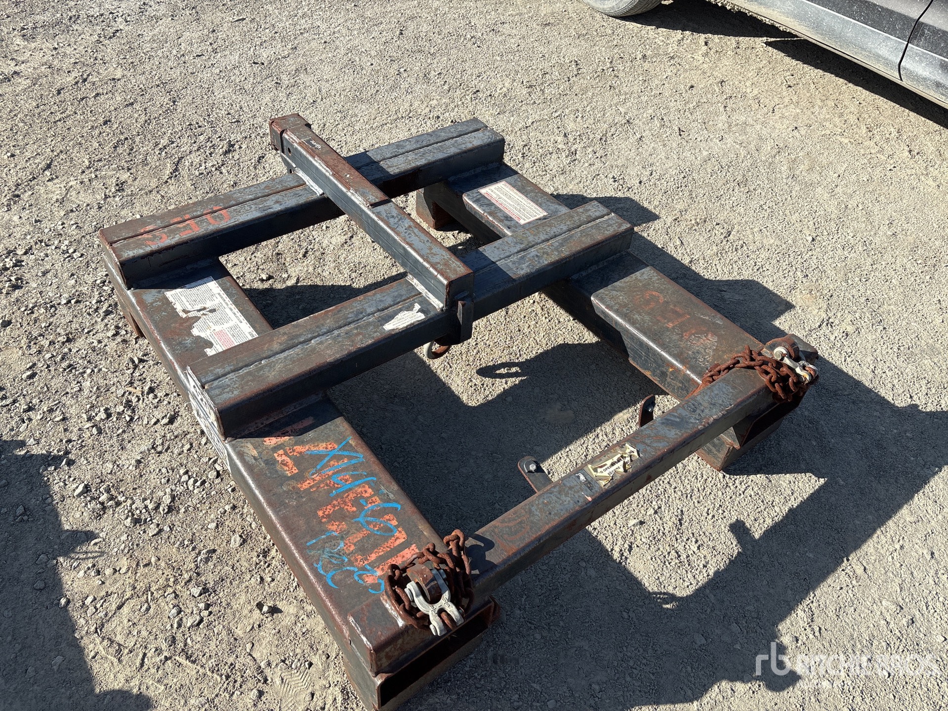 Aspect général with Image, coin arrière droit