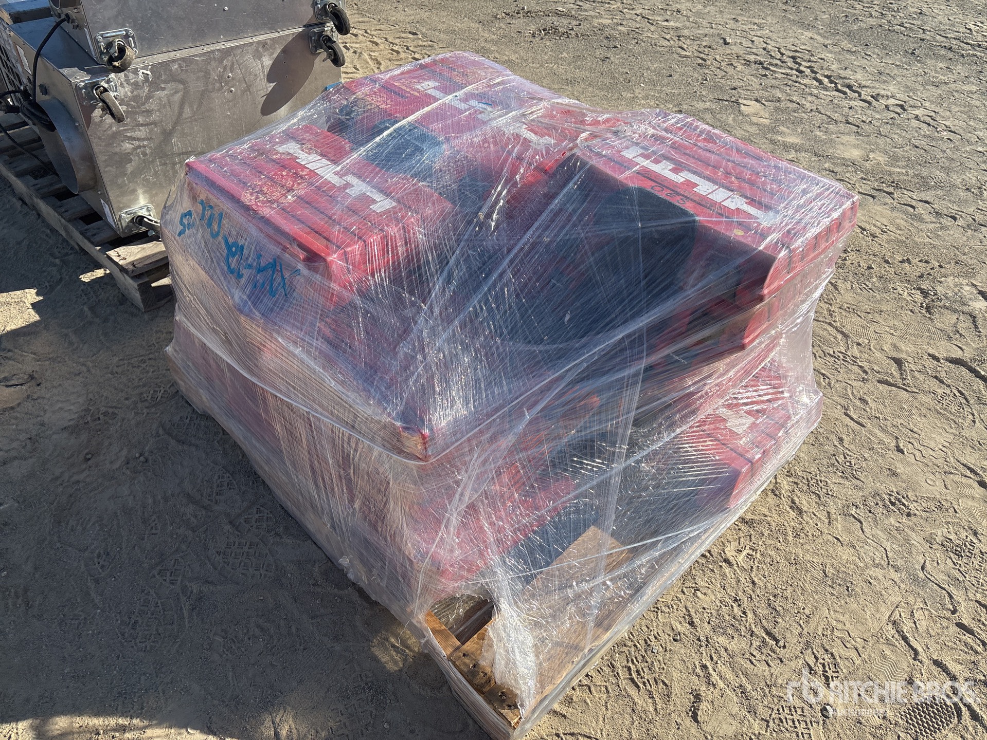 General Appearance with Bild, Ecke hinten links