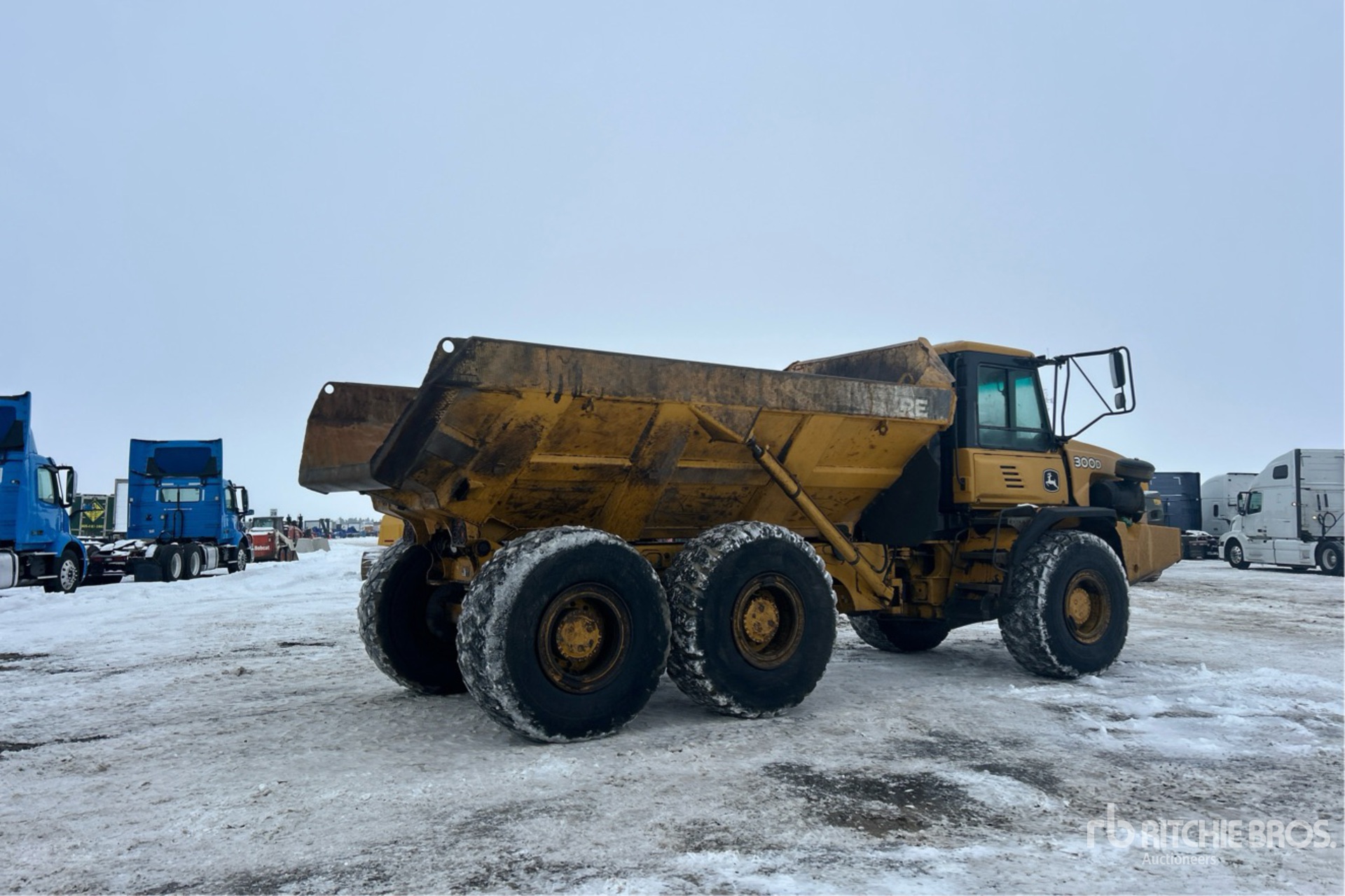 General Appearance with Imagen: esquina trasera derecha