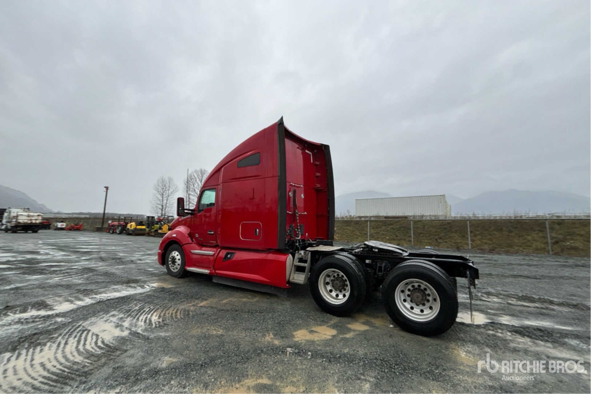 General Appearance with Picture, Left Rear Corner