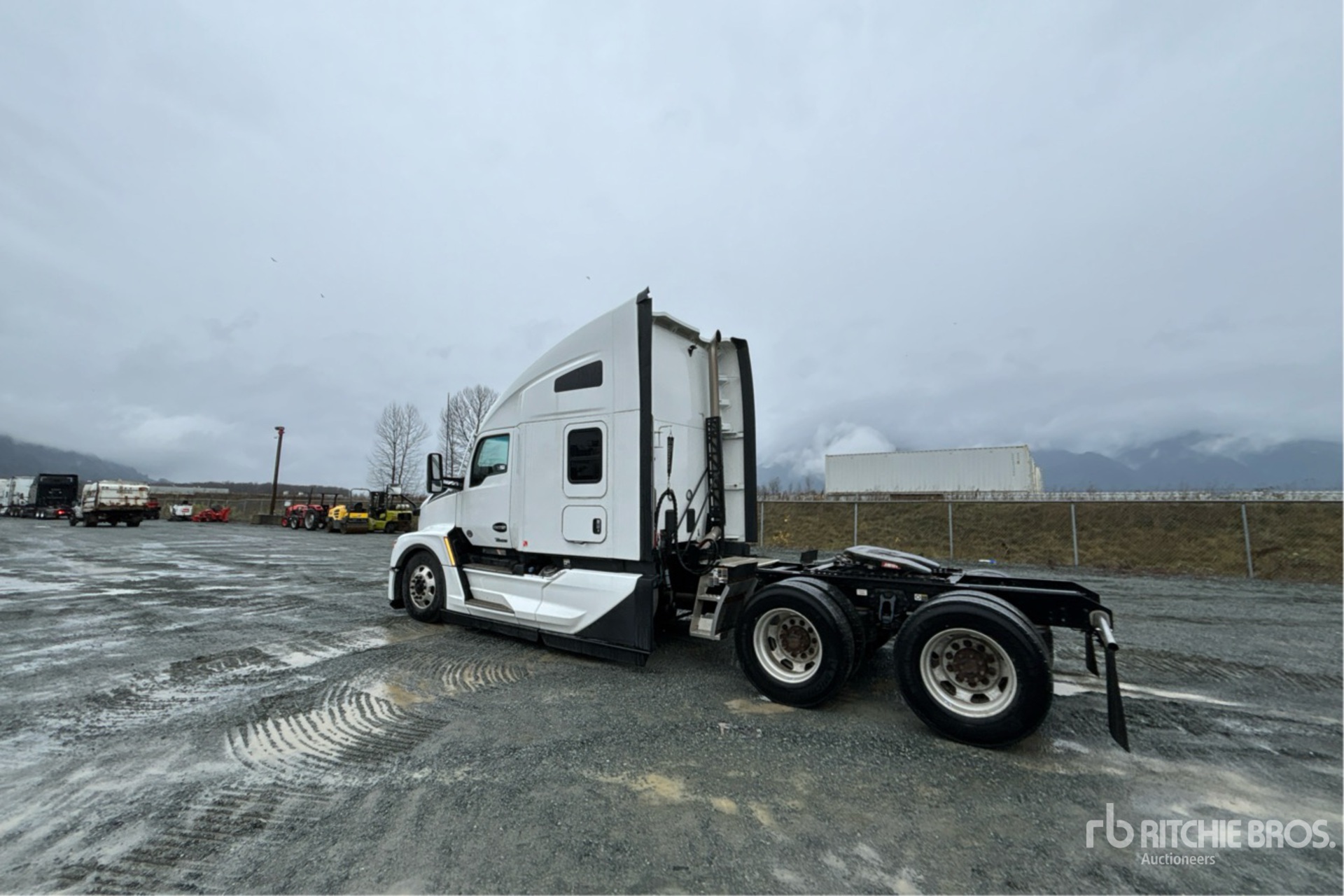 General Appearance with Zdjęcie, lewy dolny róg