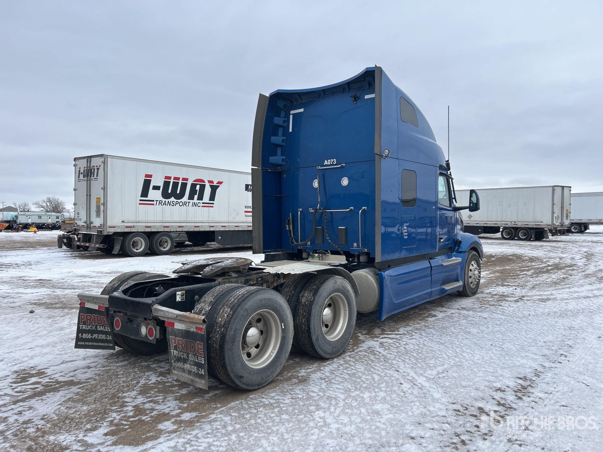 General Appearance with Imagen: esquina trasera derecha