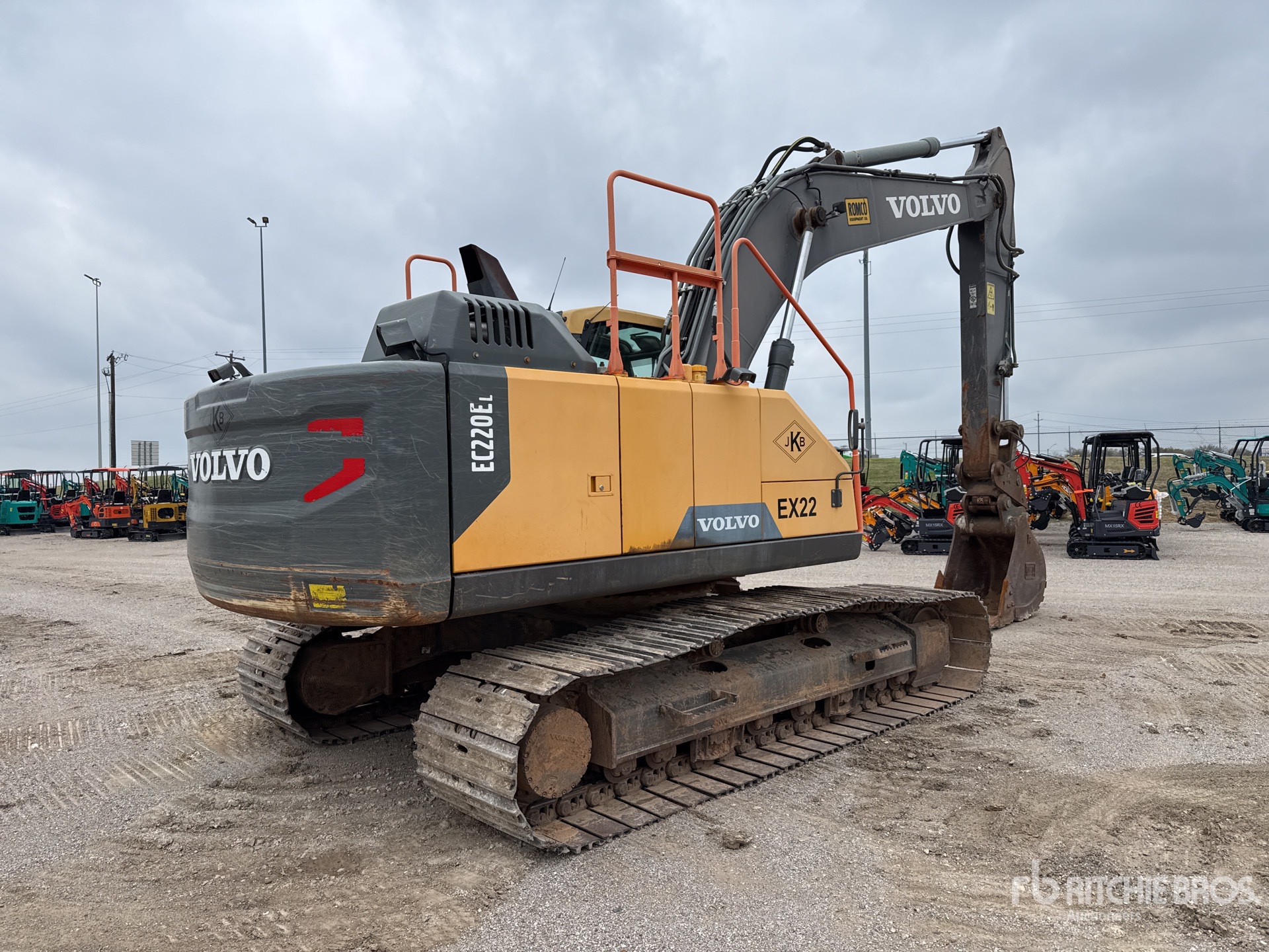 General Appearance with Imagen: esquina trasera derecha