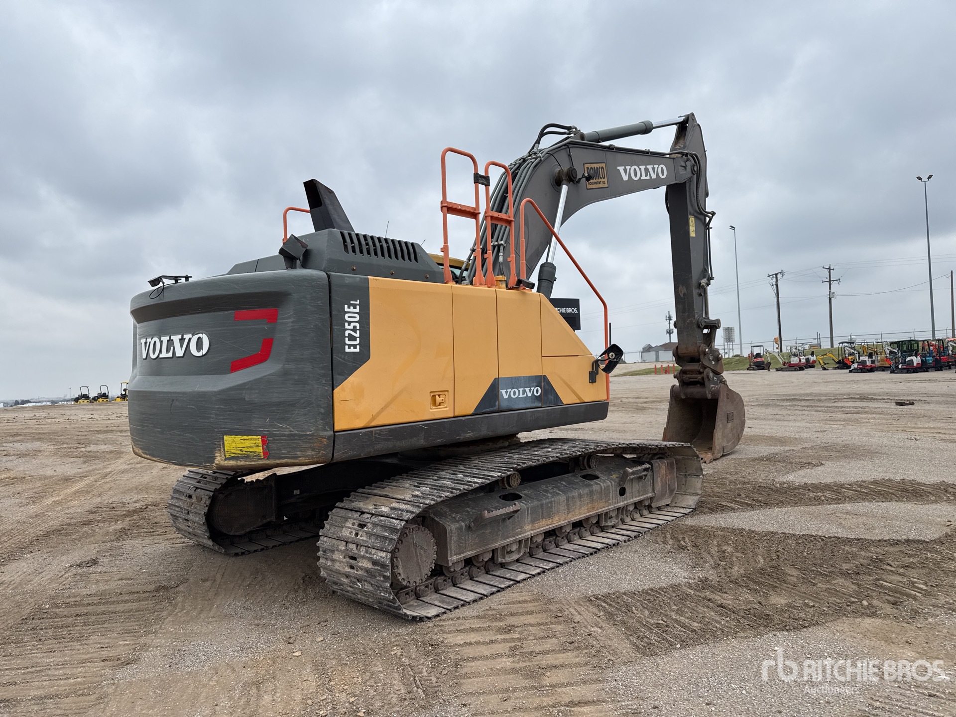 General Appearance with Imagen: esquina trasera derecha