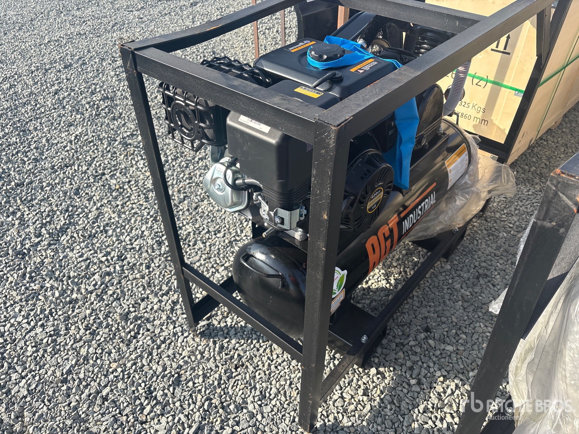 Aspect général with Image, coin avant droit