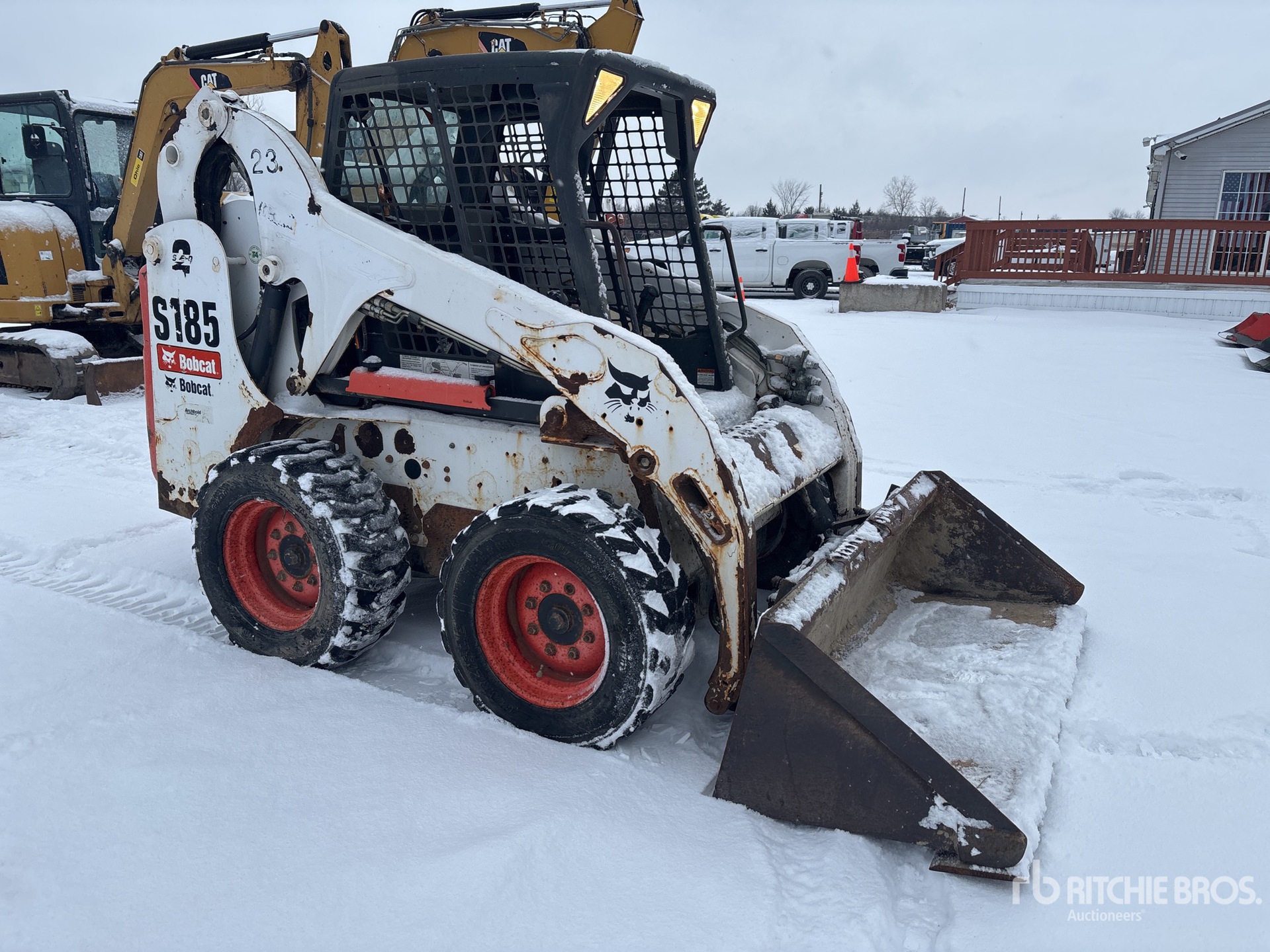 General Appearance with Picture, Right Front Corner