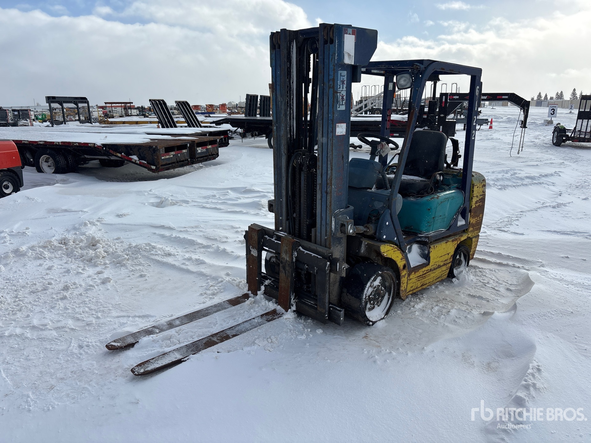 General Appearance with Picture, Left Front Corner