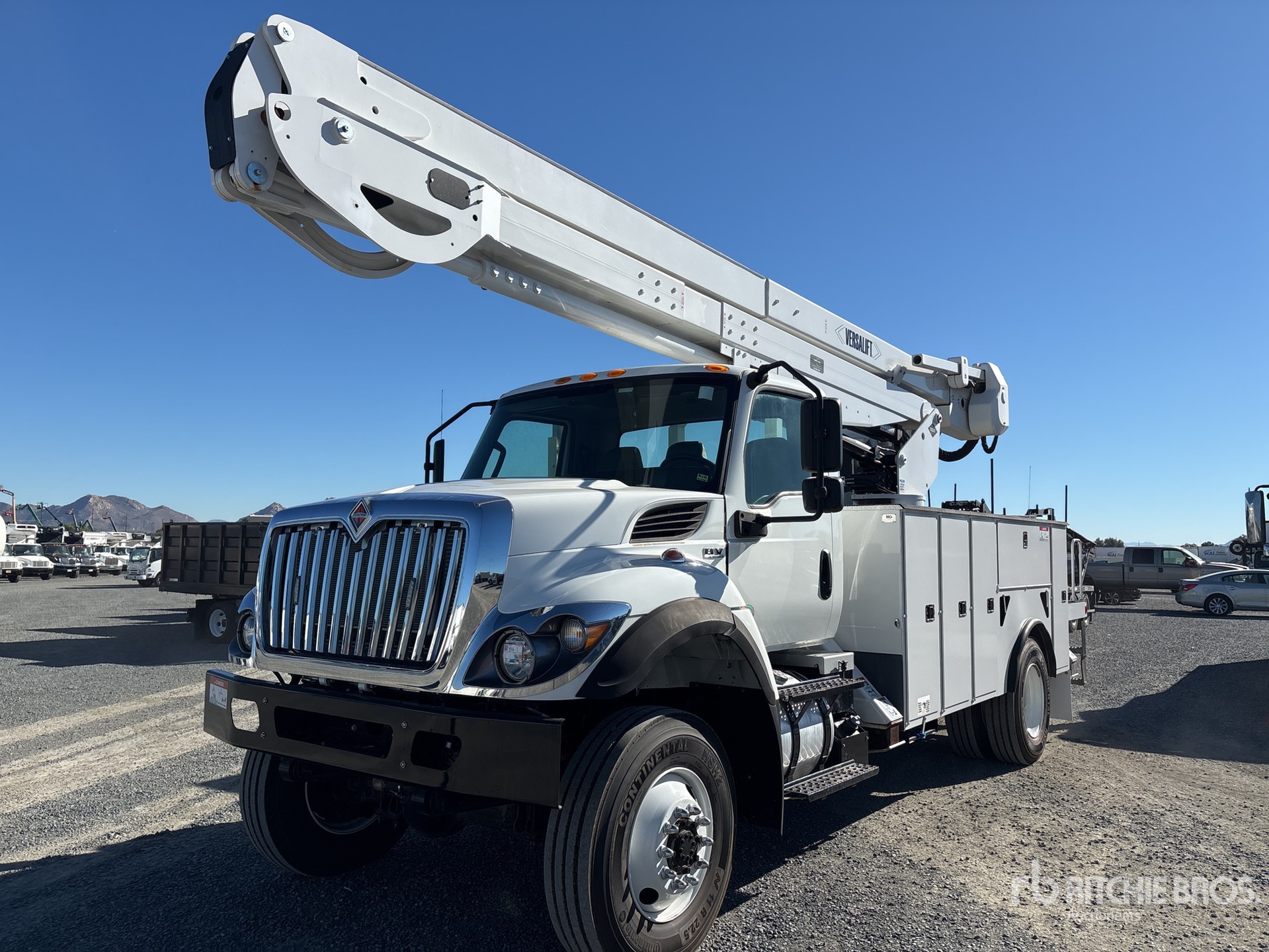 General Appearance with Featured Photo