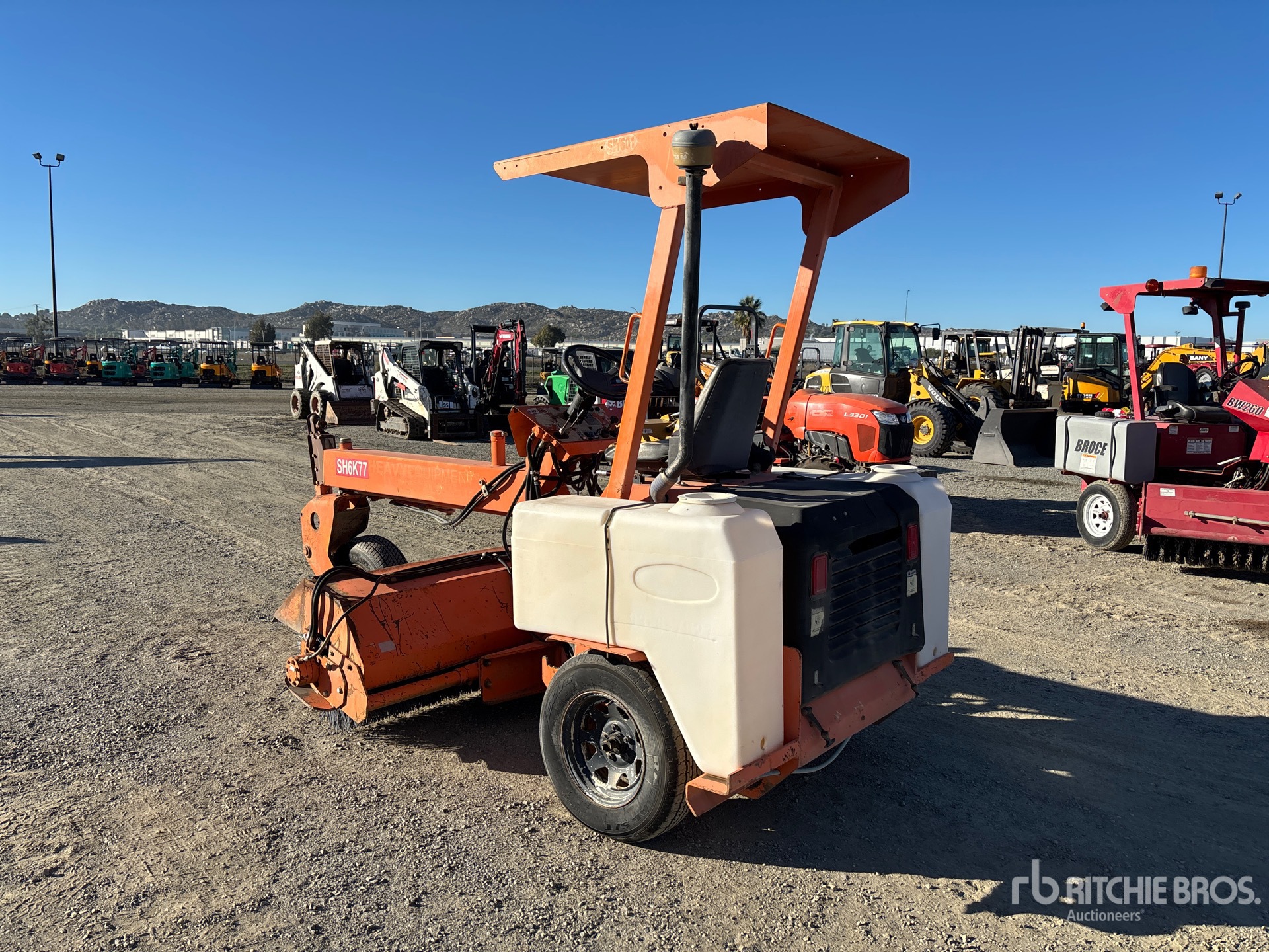 General Appearance with Picture, Left Rear Corner