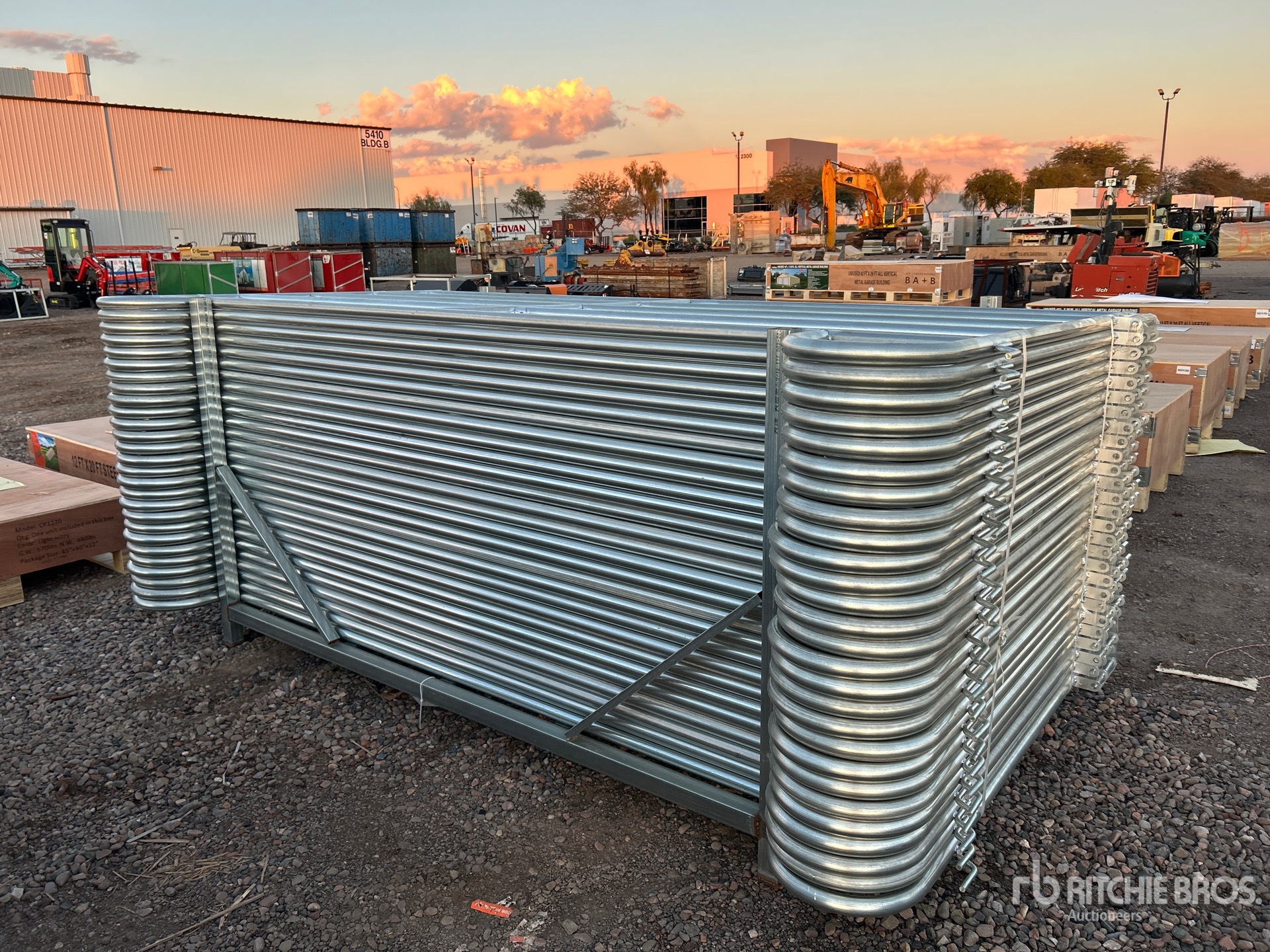 General Appearance with Bild, Ecke vorne links