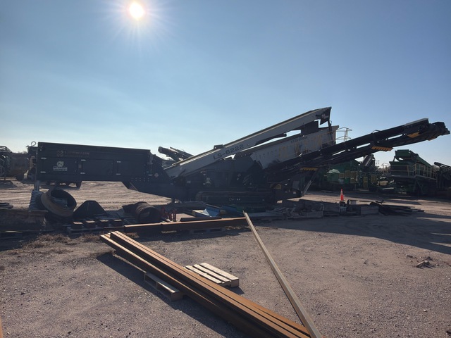 2021 Lippmann LS622 Tracked Screen Plant