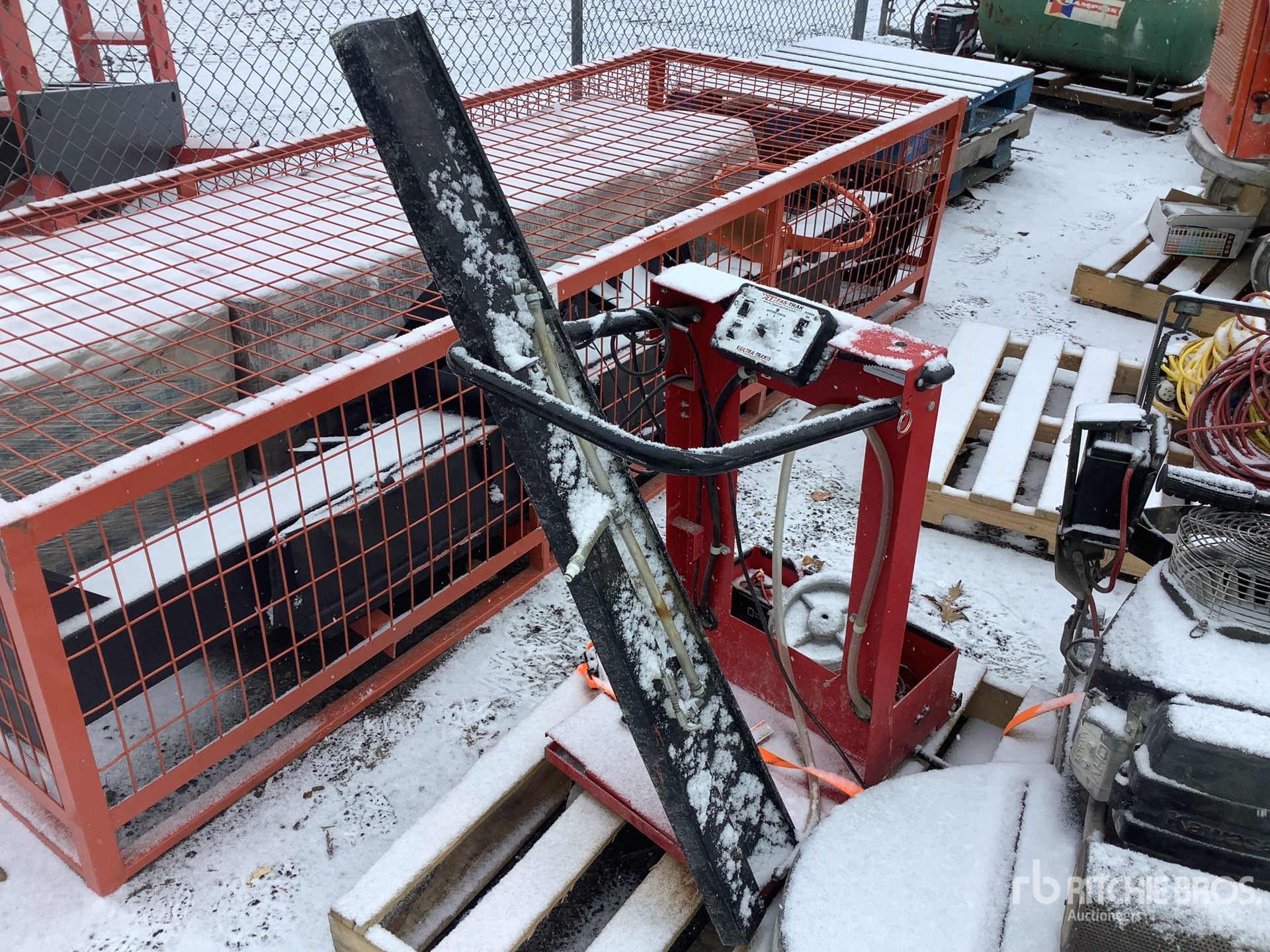 General Appearance with Featured Photo