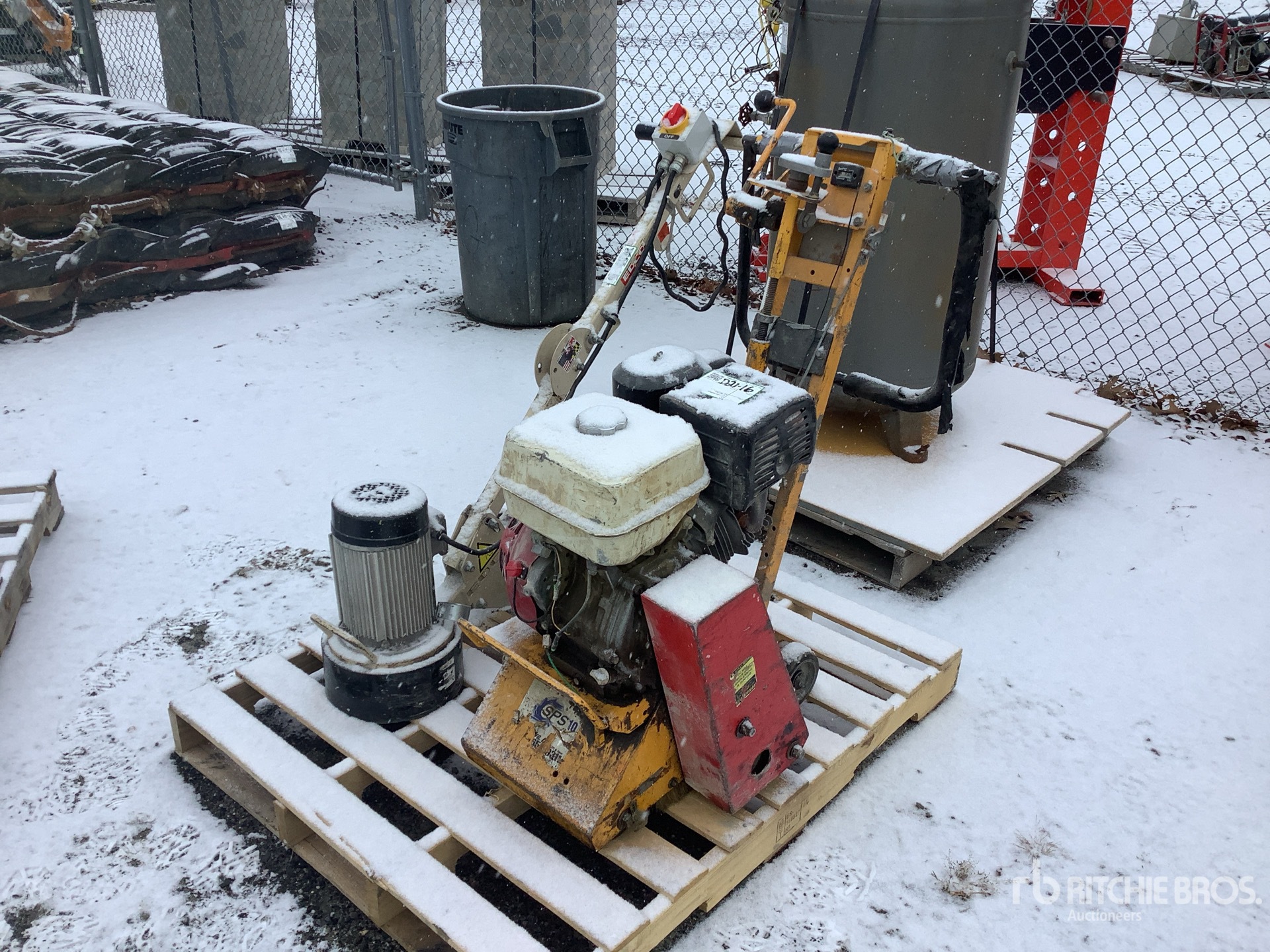 General Appearance with Featured Photo