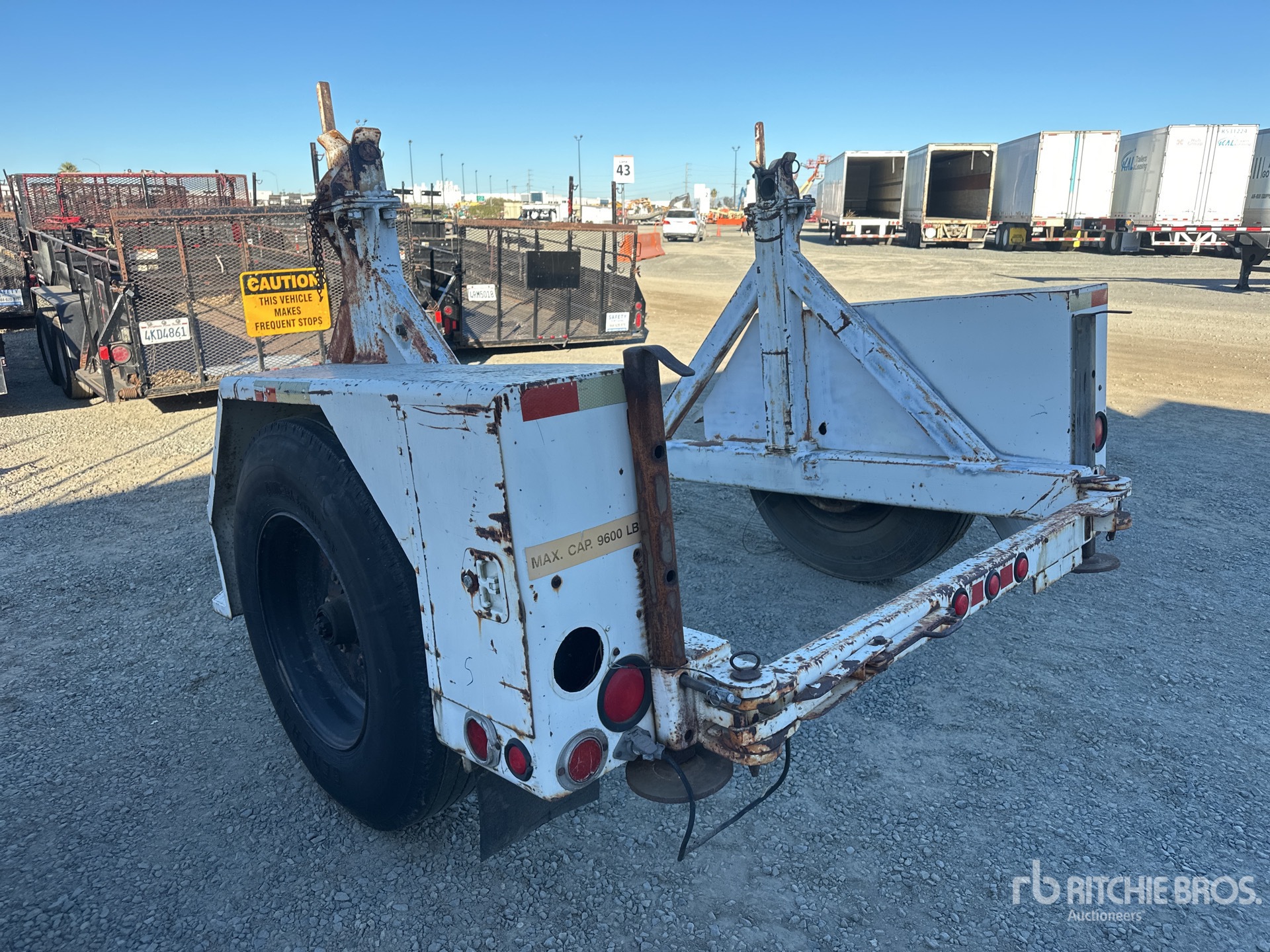 Aspect général with Image, coin arrière gauche