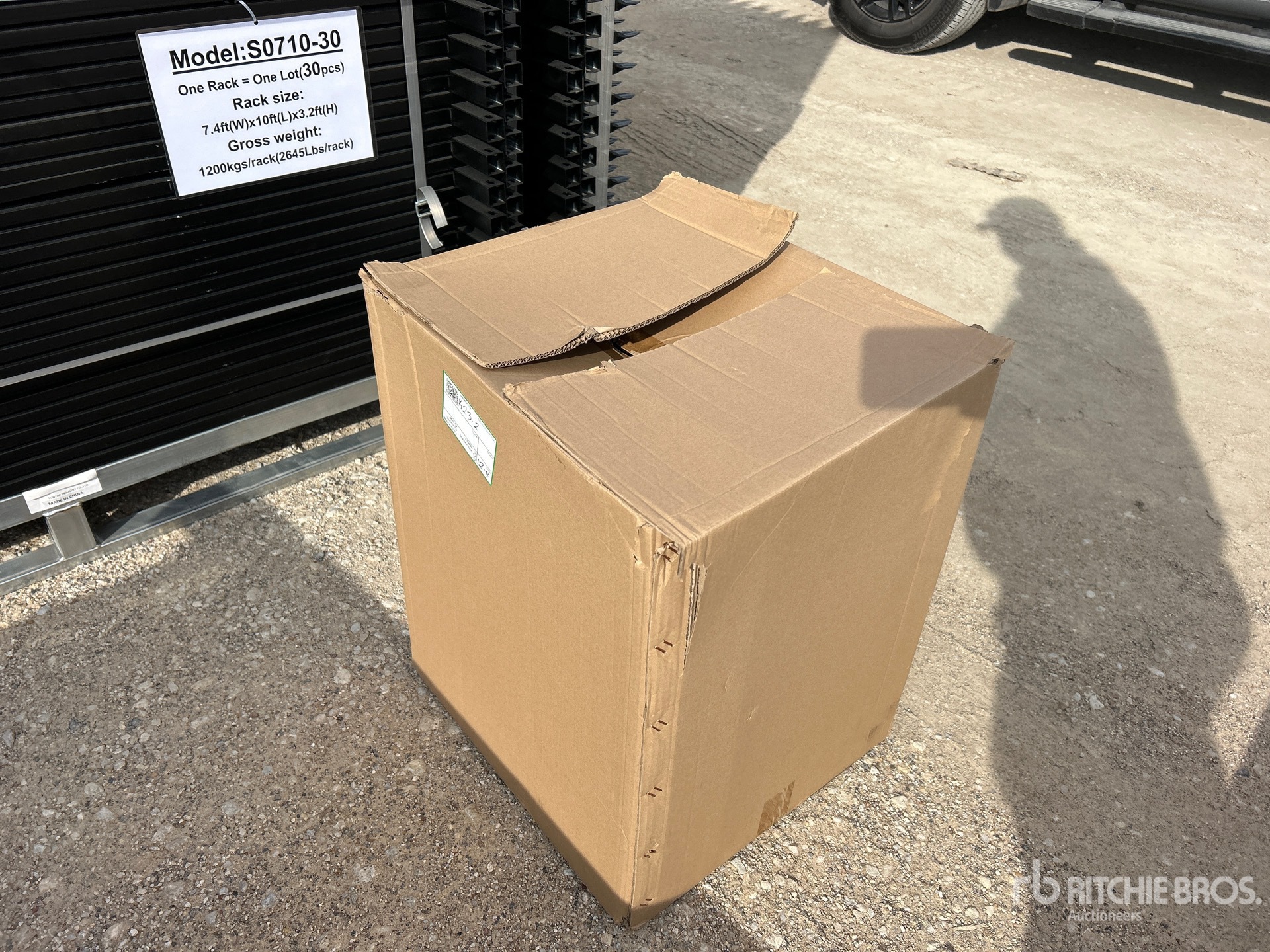 General Appearance with Picture, Right Front Corner