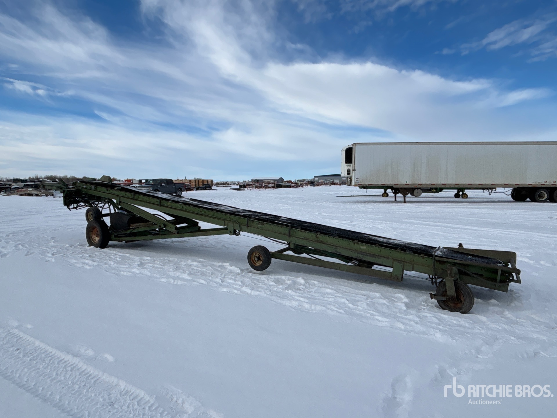 General Appearance with Bild, Ecke vorne rechts