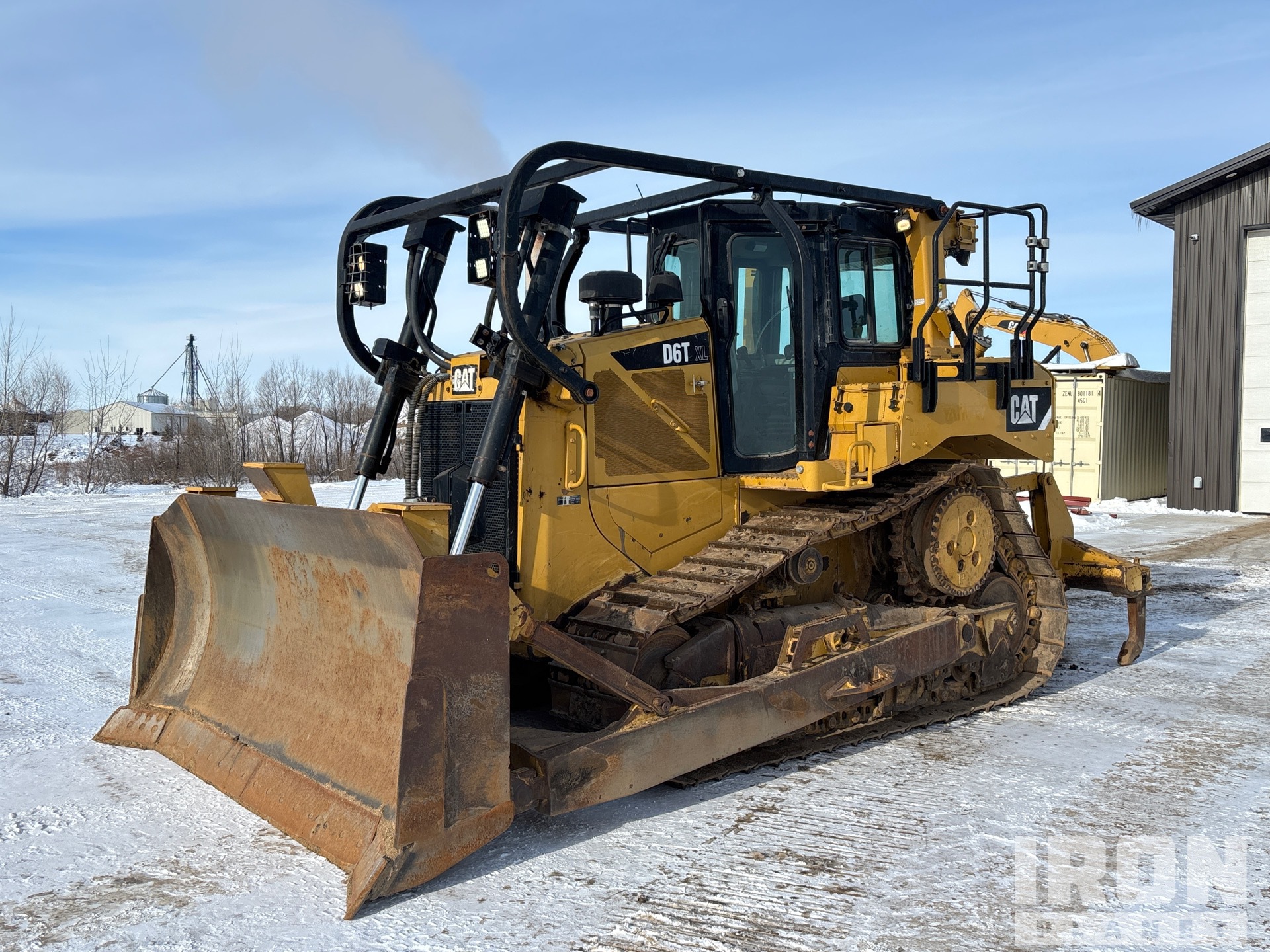 Aspect général with Image, coin avant gauche