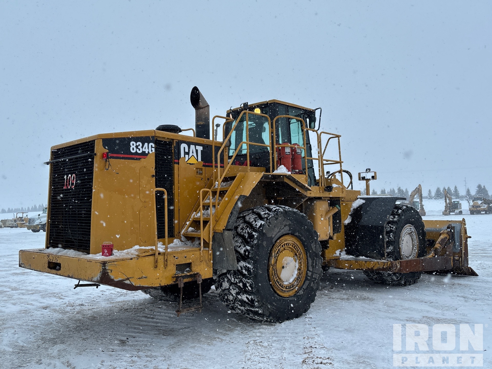 General Appearance with Imagen: esquina trasera derecha