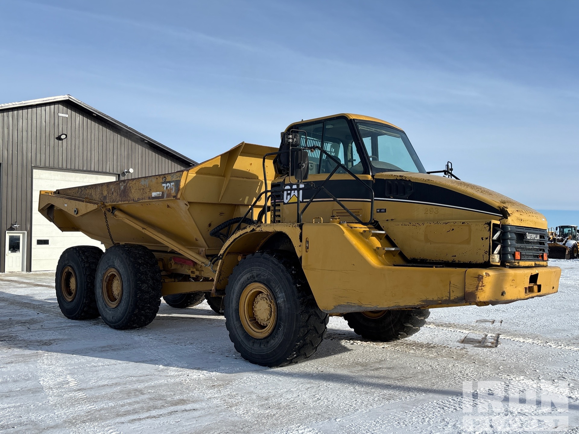 General Appearance with Picture, Right Front Corner