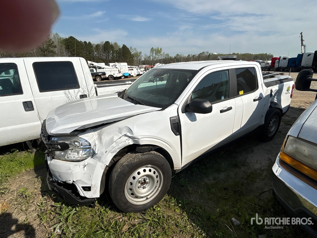 2023 Ford Maverick XL 4x2 Crew Cab Pickup (Inoperable