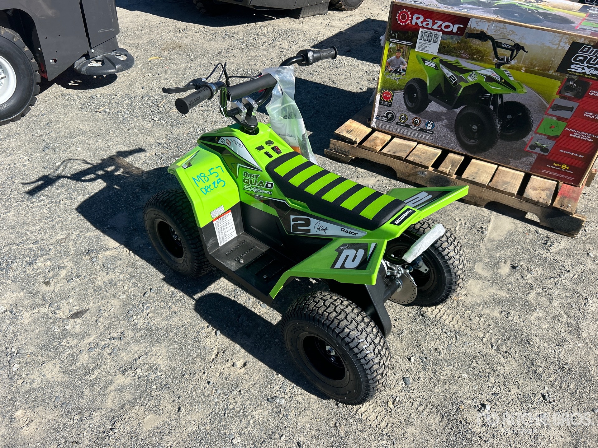 General Appearance with Picture, Left Rear Corner