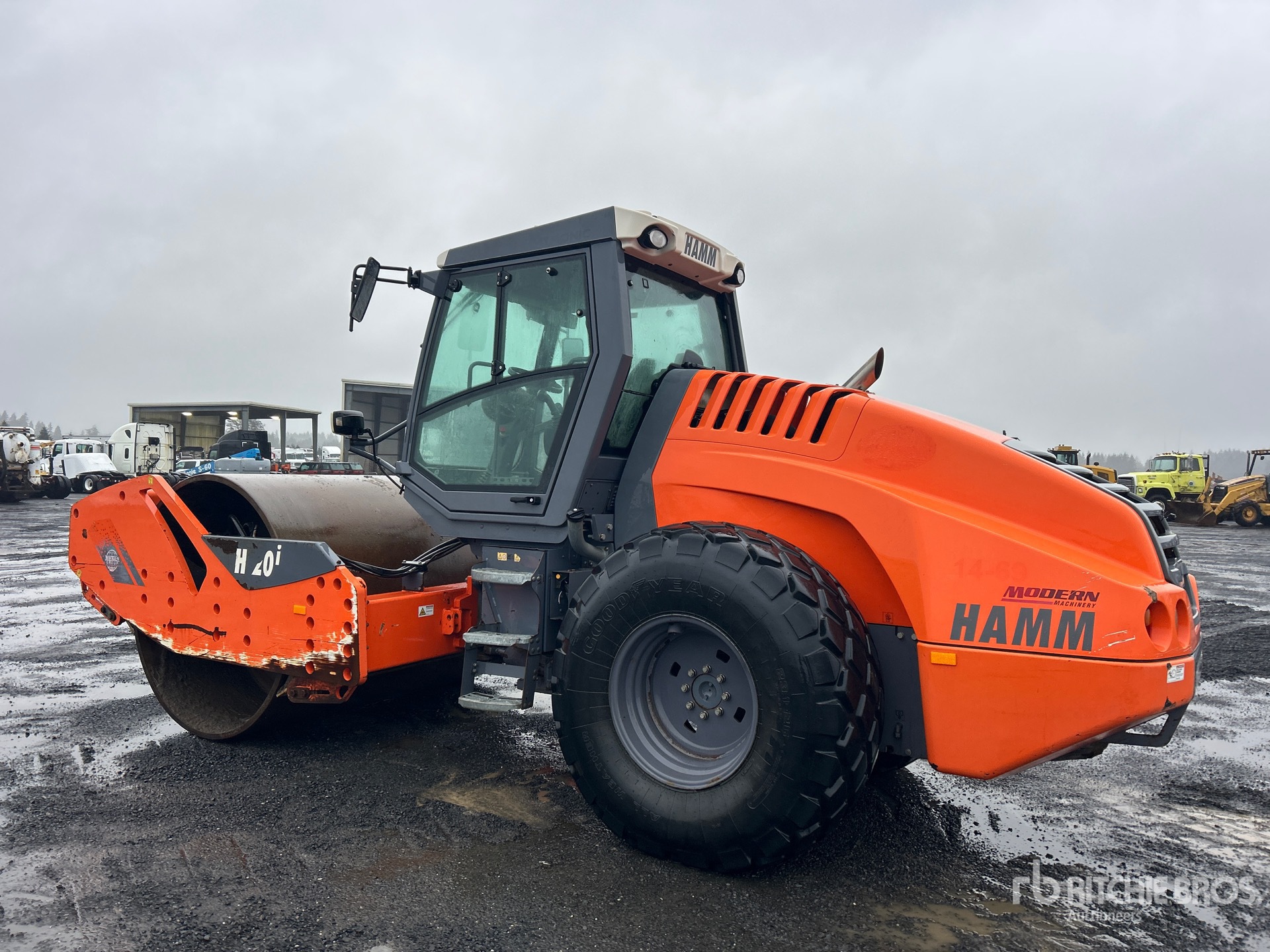 Aspect général with Image, coin arrière gauche