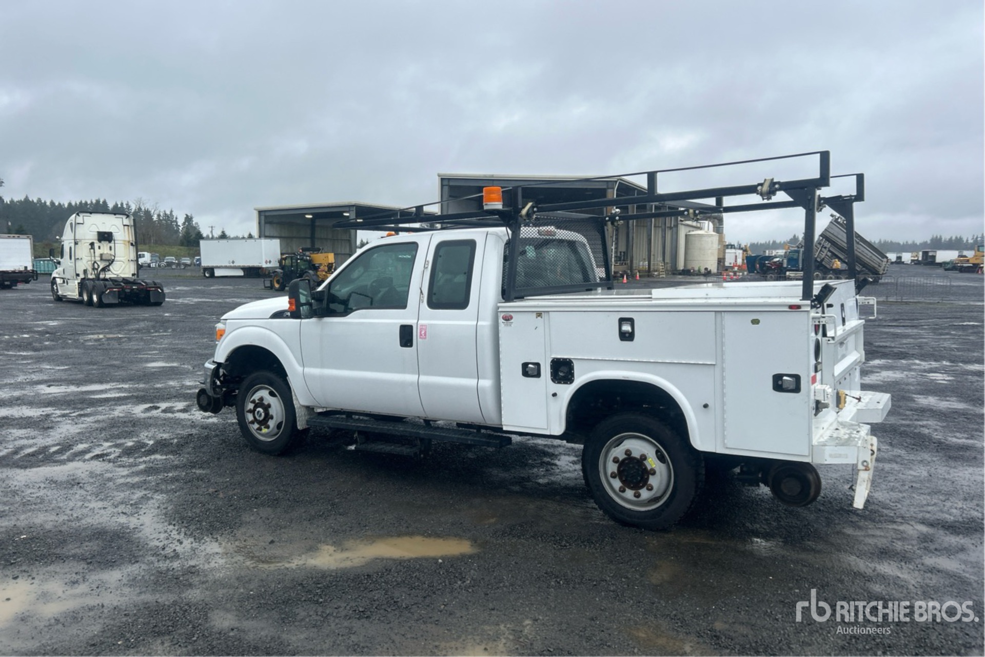 General Appearance with Picture, Left Rear Corner