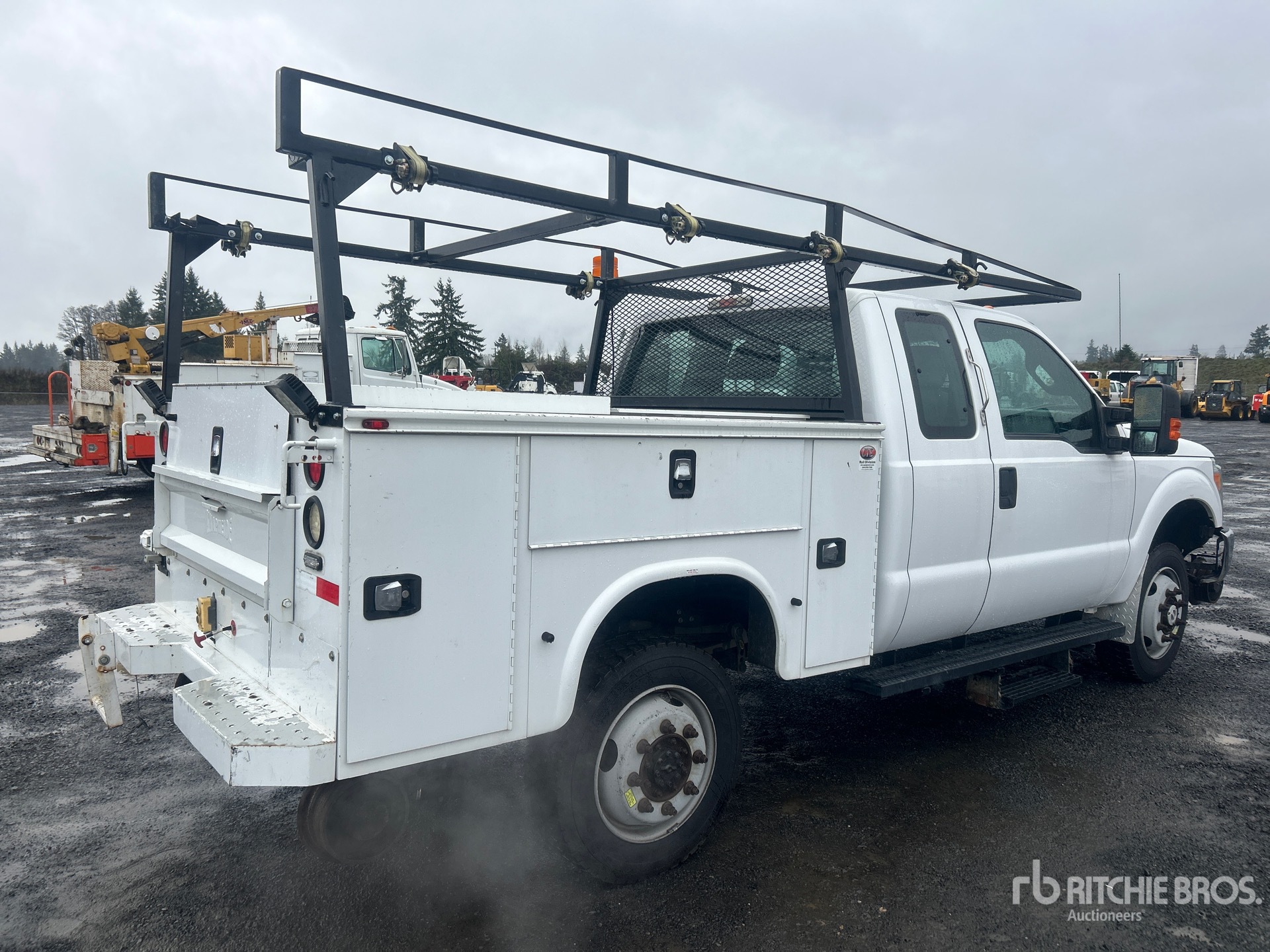 General Appearance with Picture, Right Rear Corner