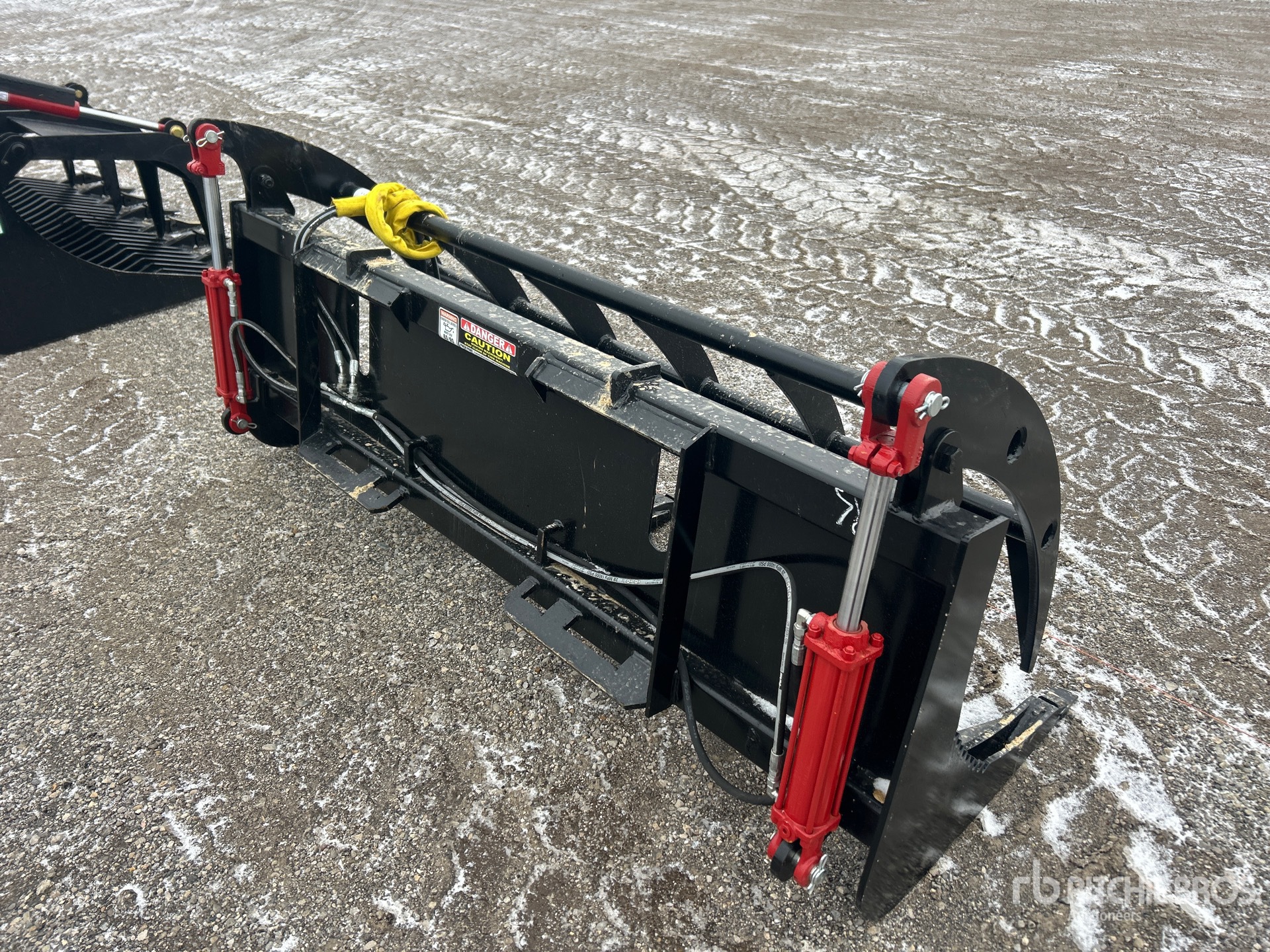 Aspect général with Image, coin arrière droit