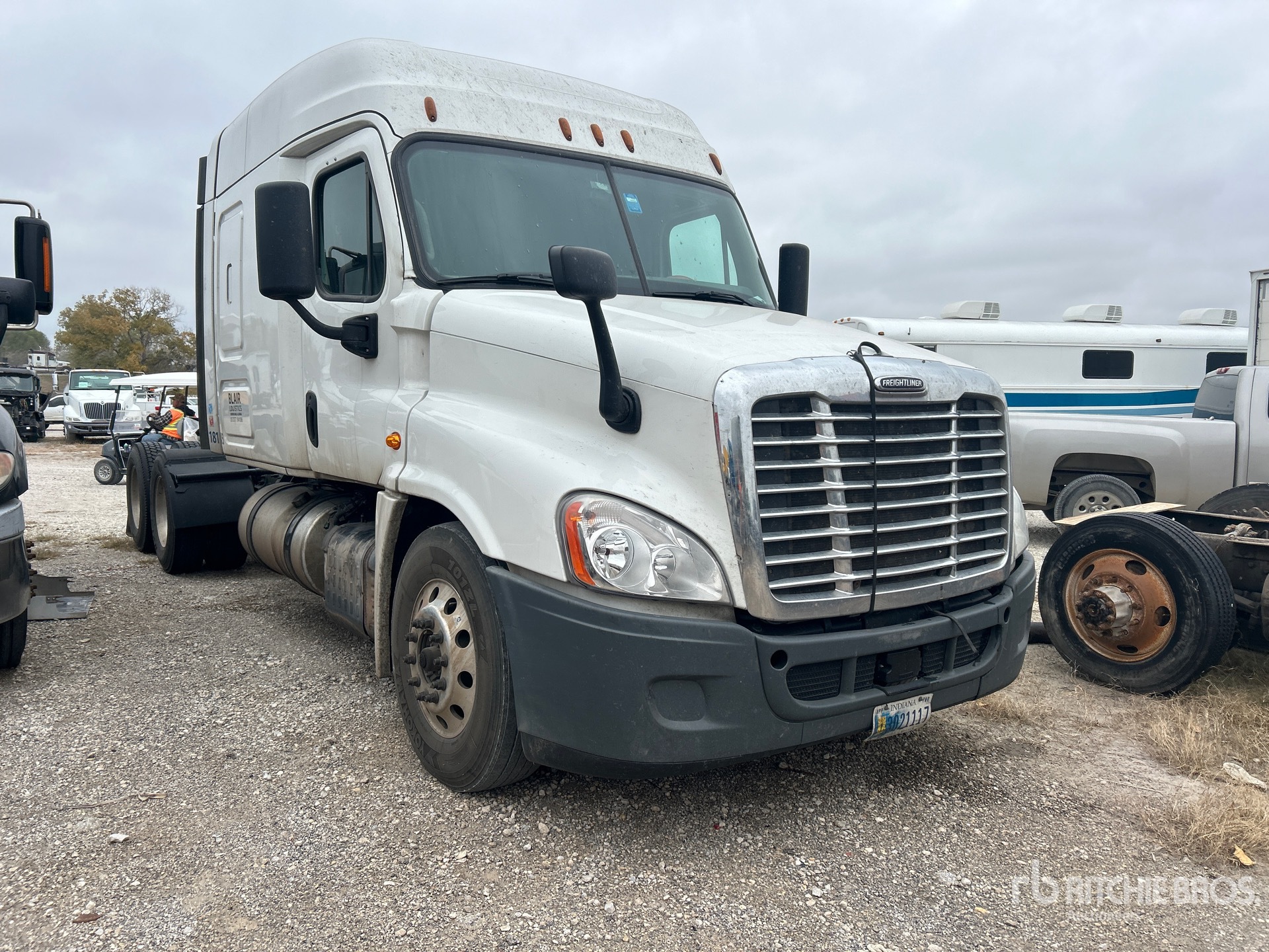 General Appearance with Imagen: esquina delantera derecha