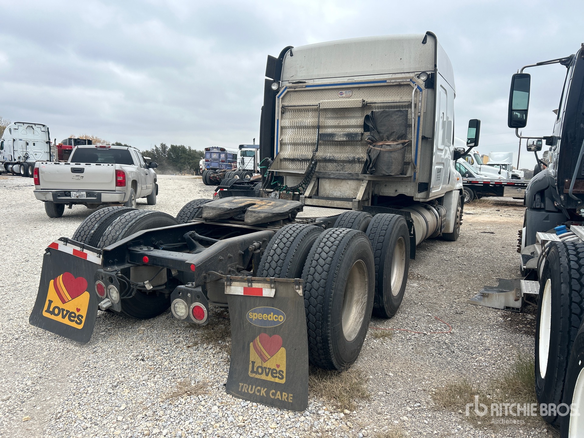 General Appearance with Imagen: esquina trasera derecha