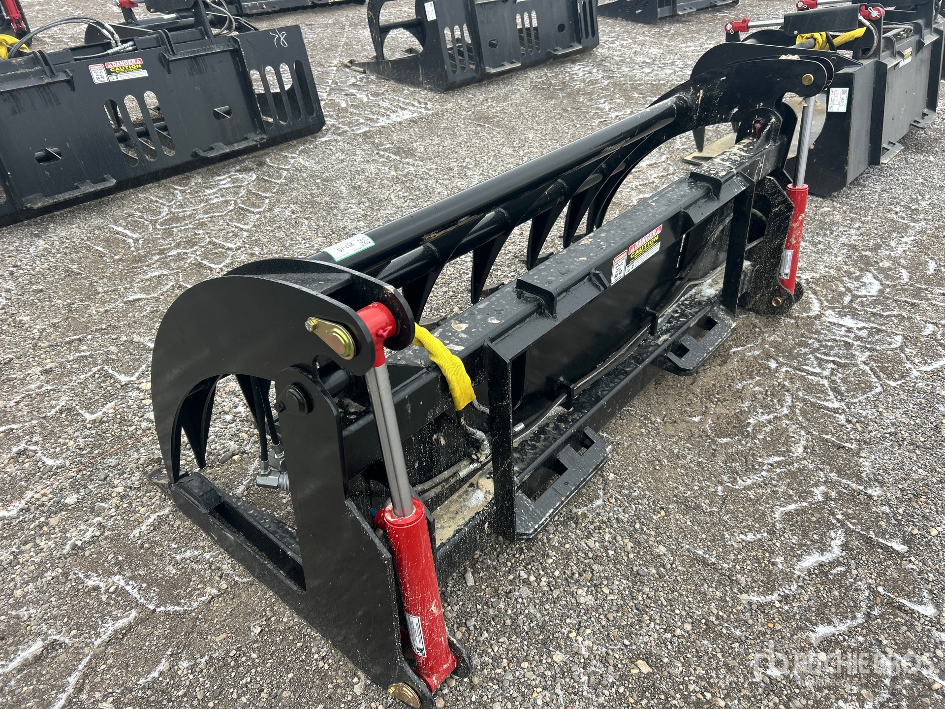 Aspect général with Image, coin arrière gauche